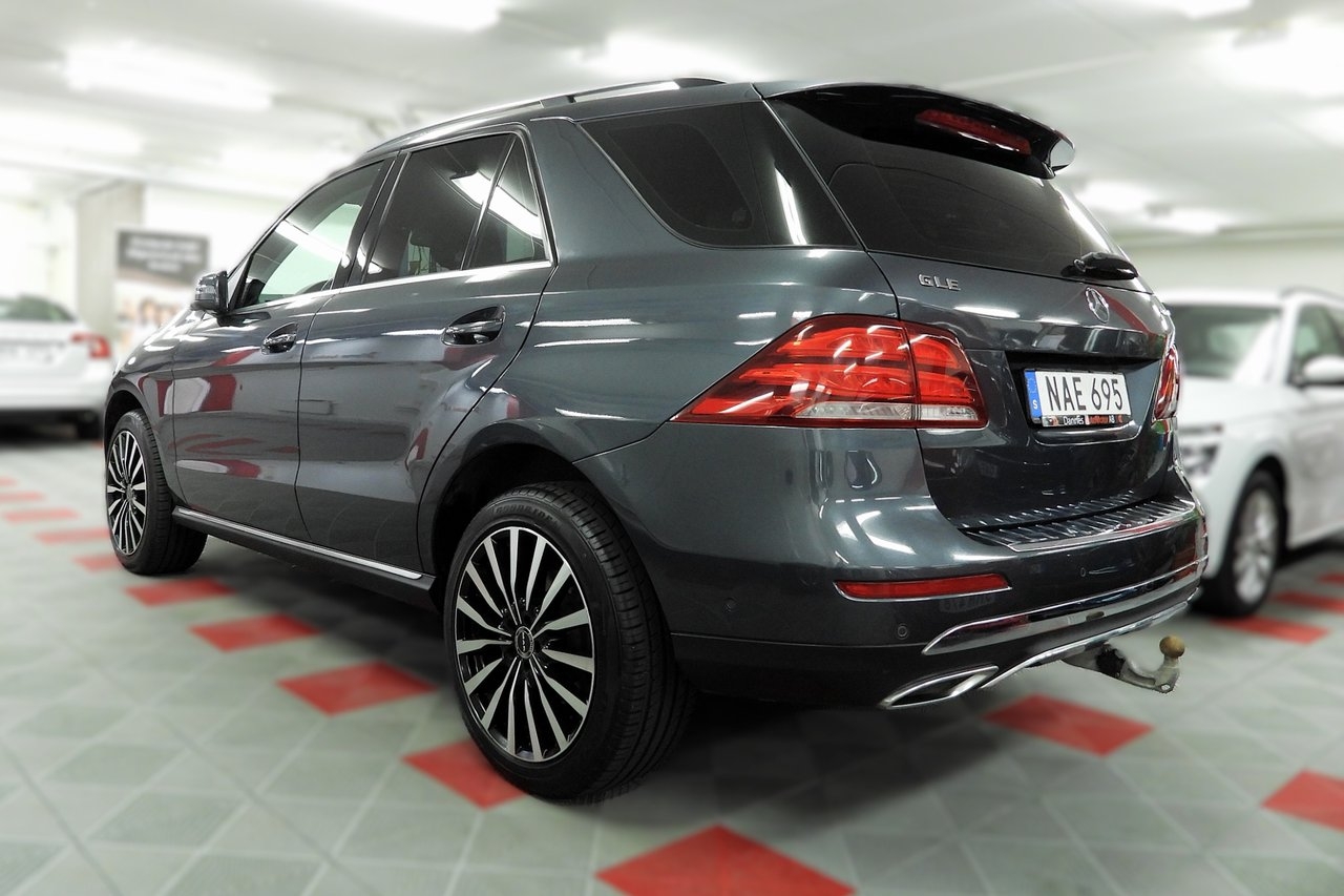 Mercedes-Benz GLE 2016, bild 6/10