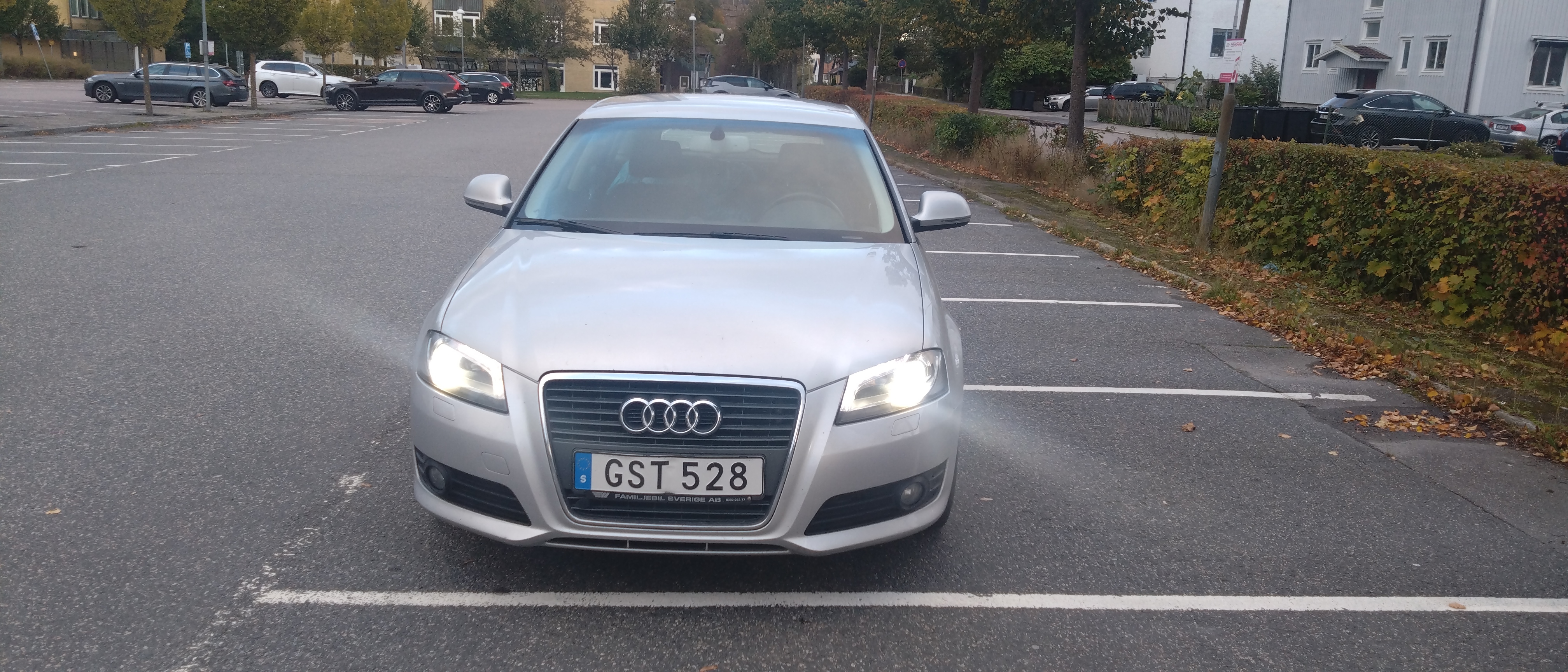 Audi A3 Sportback 1.6 TDI S Tronic 2010, bild 3/7