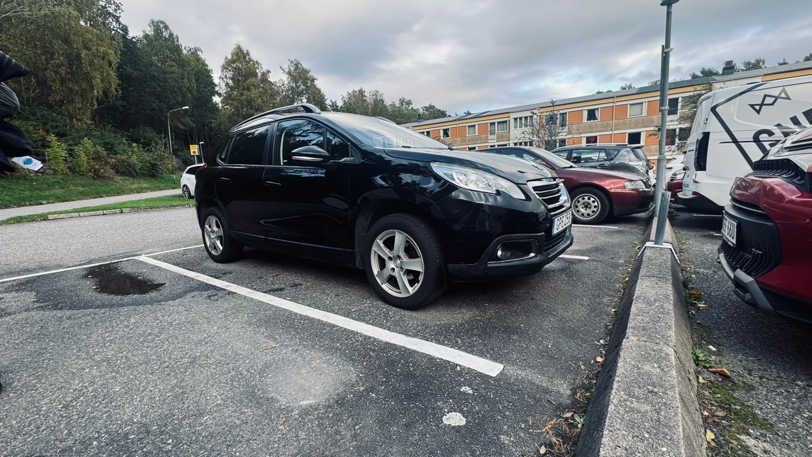 Peugeot 2008 1.2 VTi EGS 2015, bild 4/8