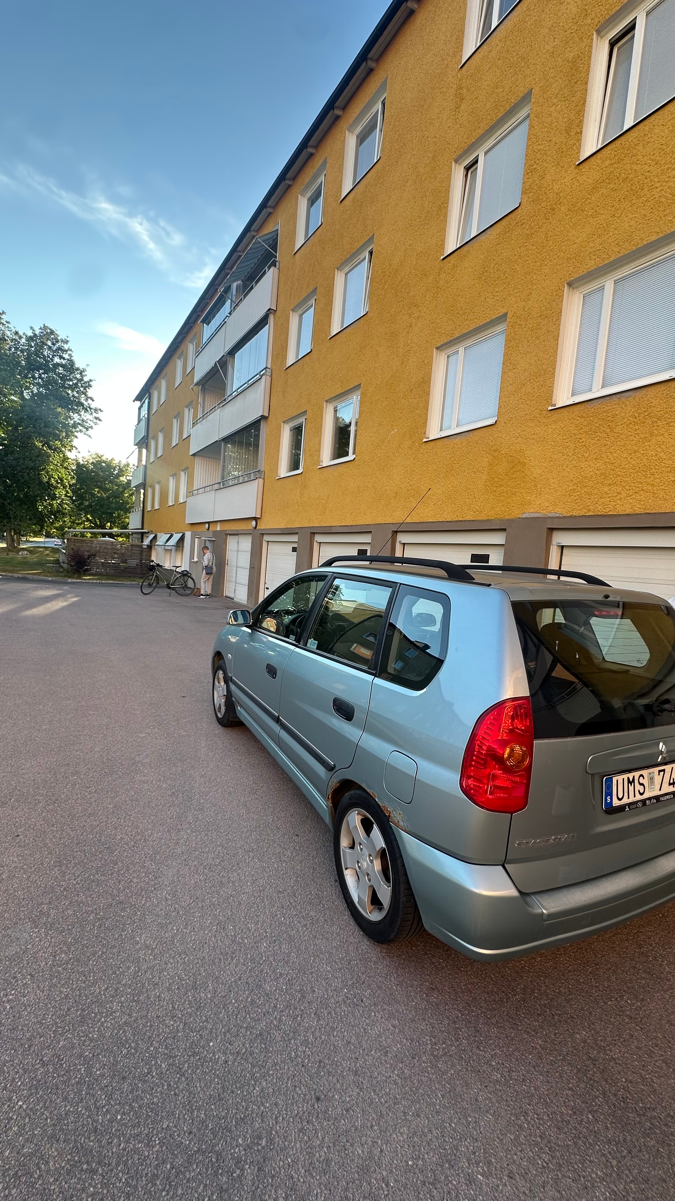 Mitsubishi Space Star 1.8 MPI Manuell 2004, bild 5/8