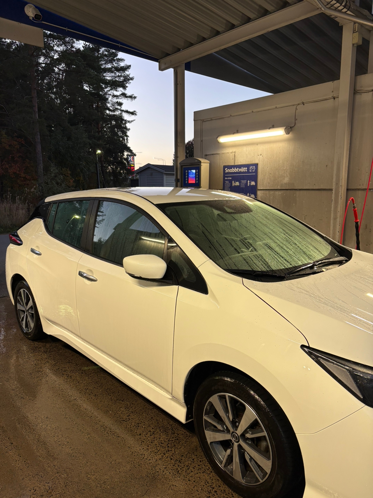 Nissan Leaf 2021, bild 2/9