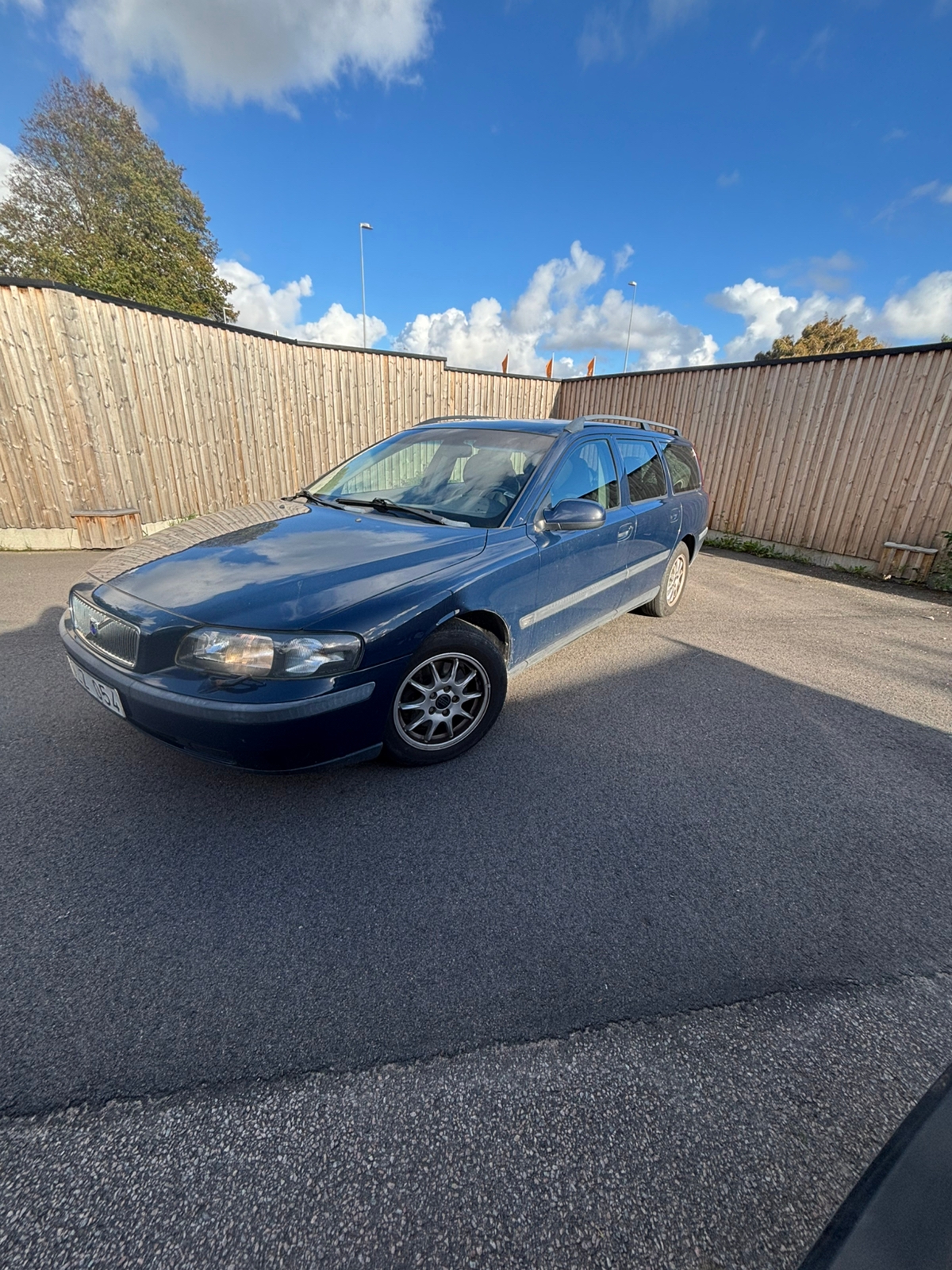 Volvo V70 2.4 2002, kuva 2/5