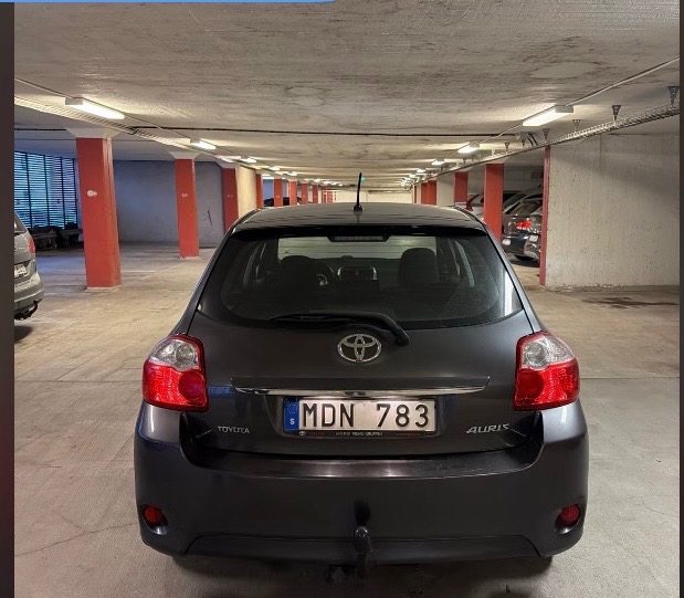Toyota Auris 1.6 2011, photo 4/10