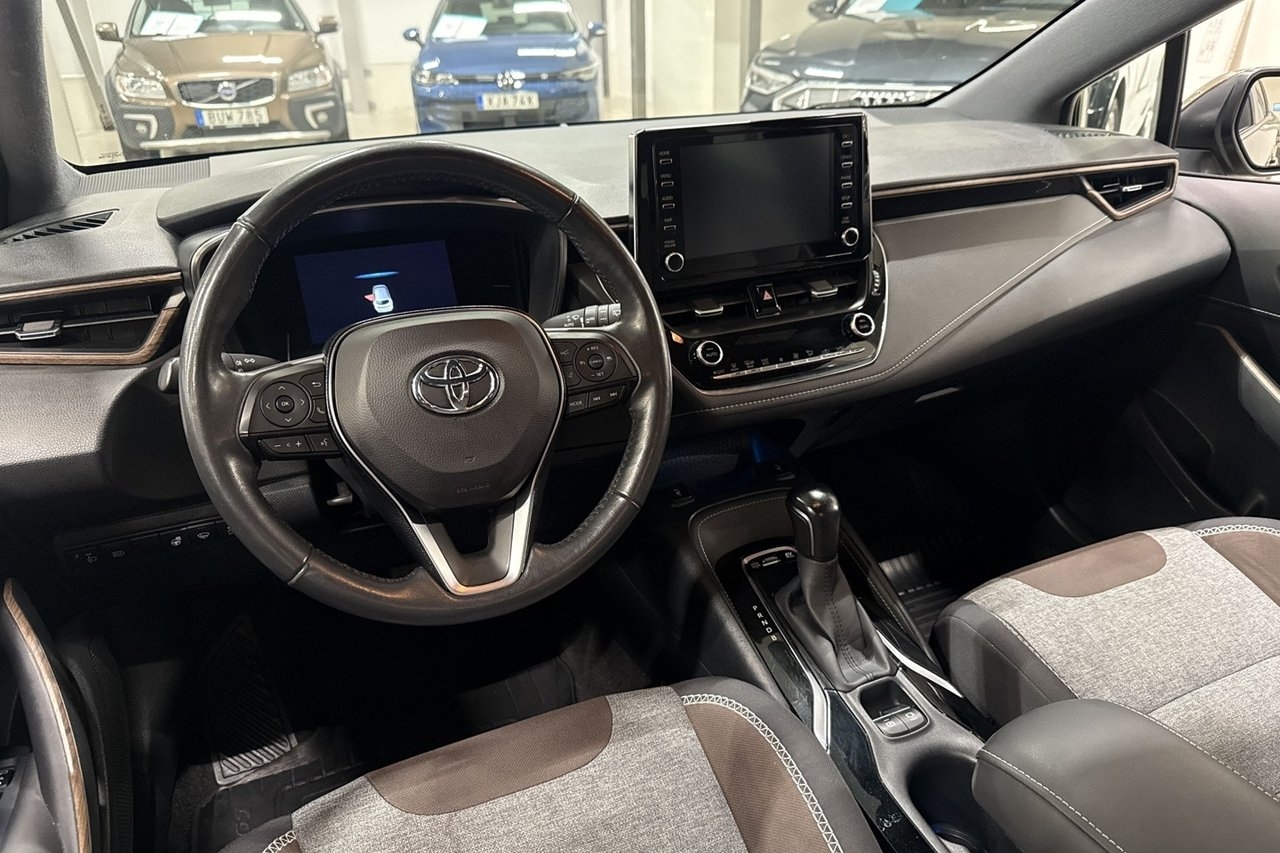Toyota Corolla 1.8 Hybrid Trek 2021, photo 9/10