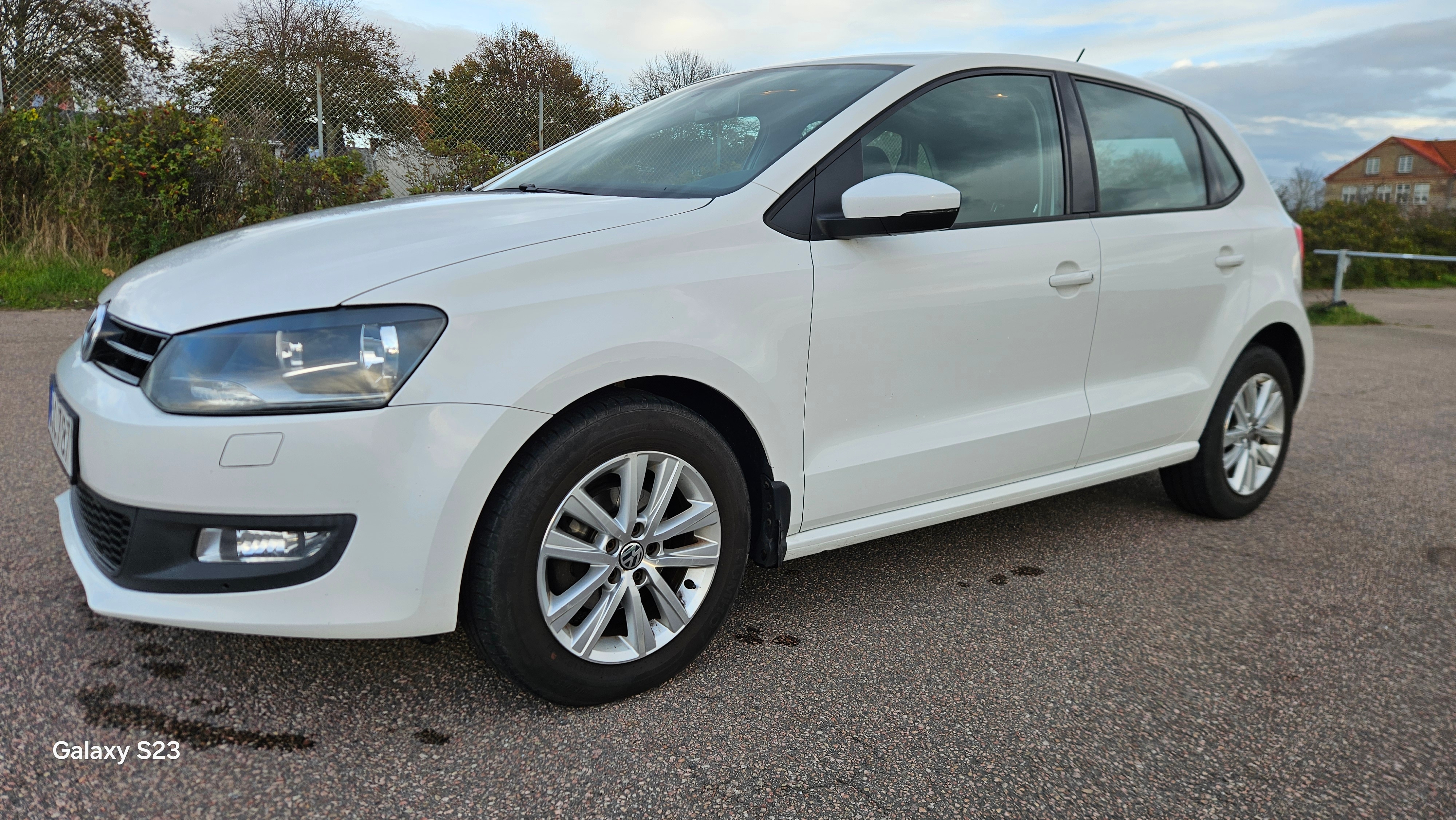 Volkswagen Polo 5-dörrar 1.4 MPI Manuell 2014, bild 2/4