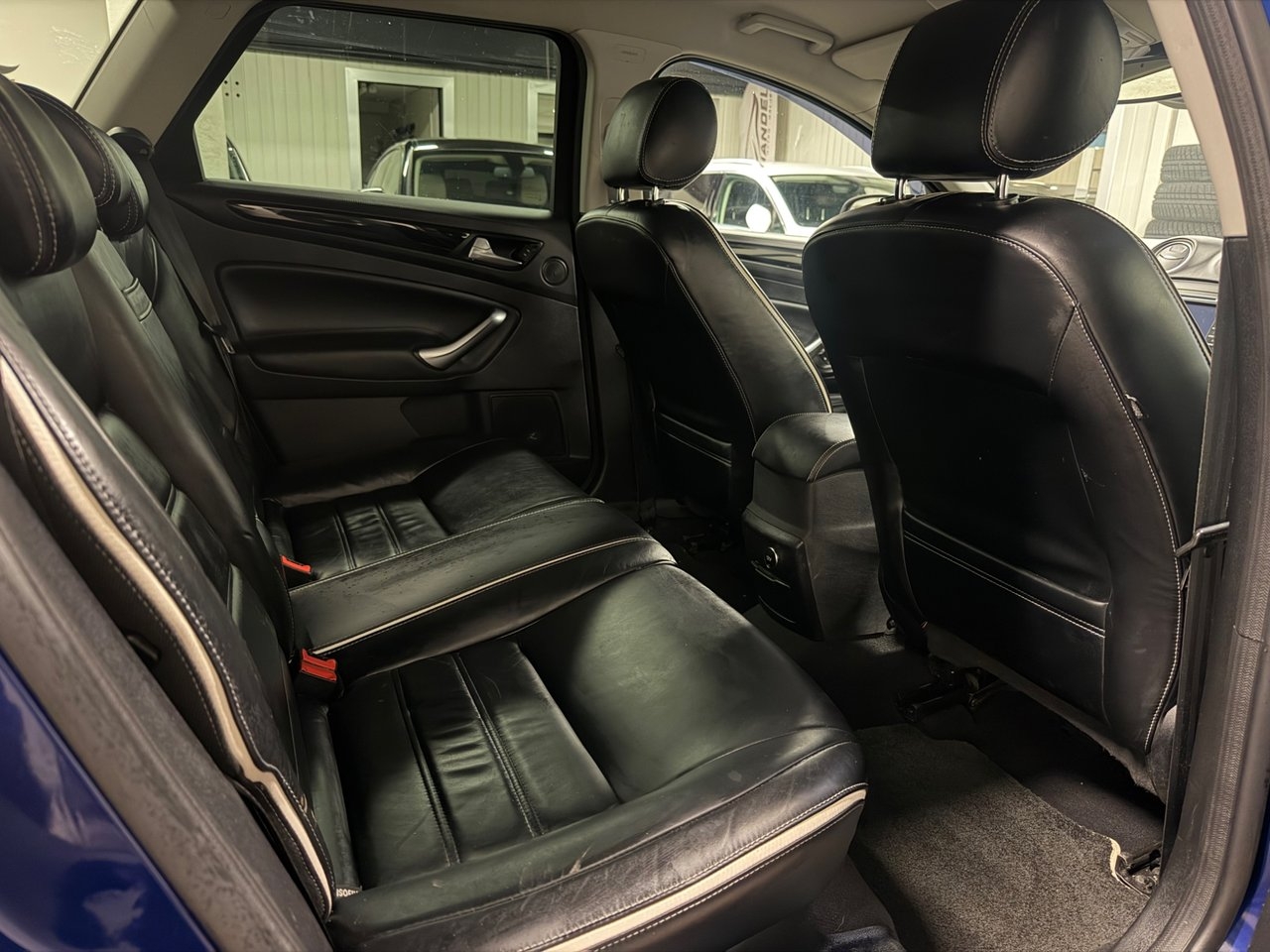 Ford Mondeo 2014, photo 6/10