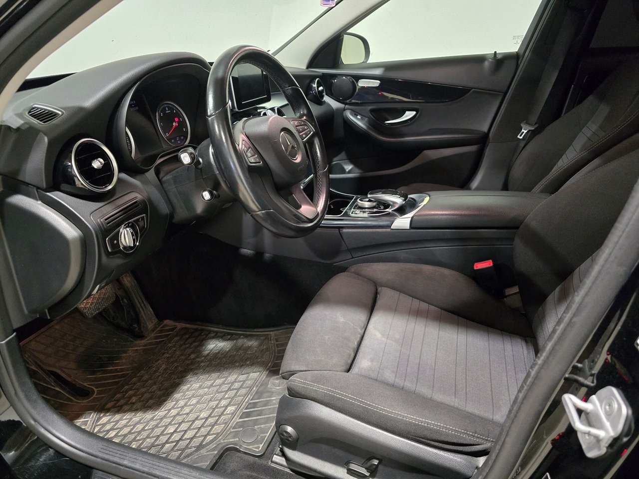 Mercedes-Benz C 2015, bild 7/10