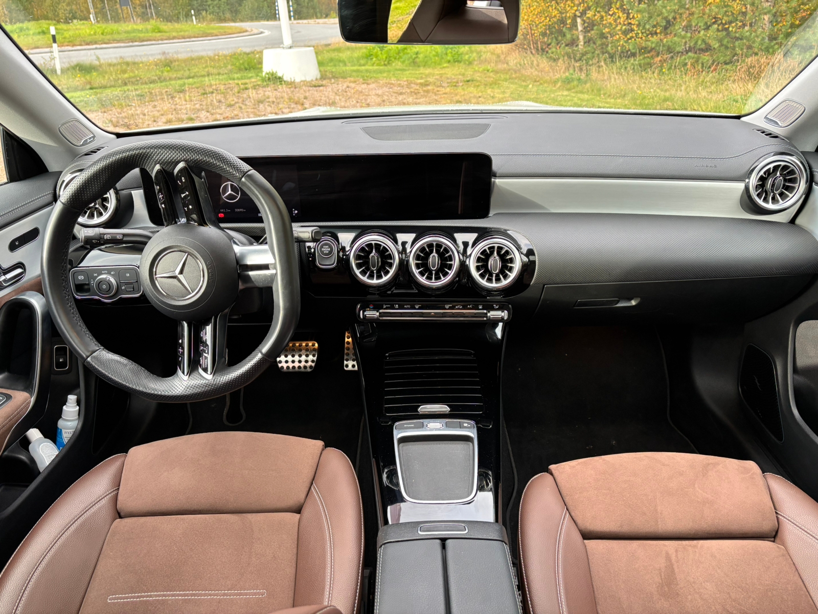 Mercedes-Benz CLA 2024, bild 4/5