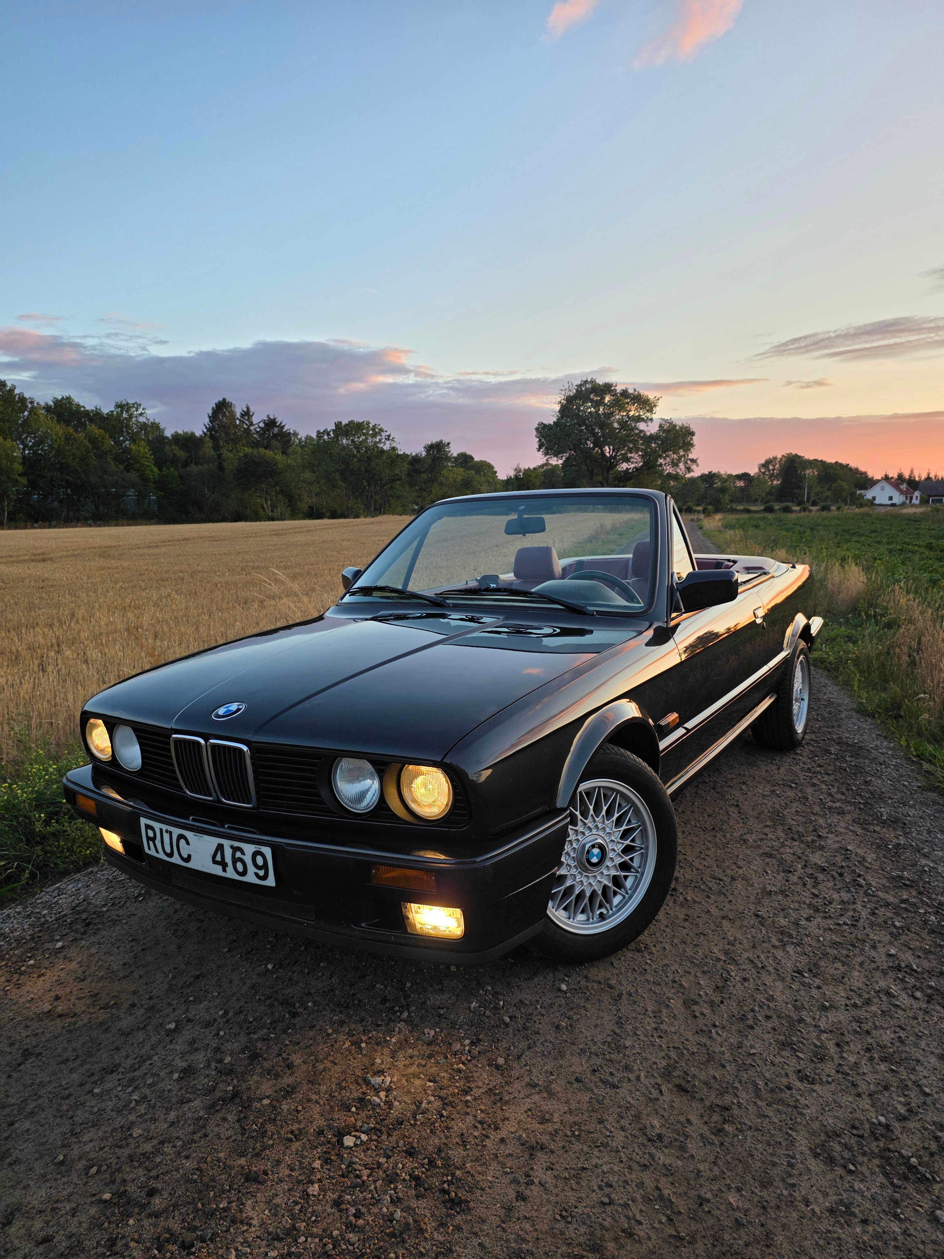 BMW 318 i Convertible Manuell 1992, bild 2/10