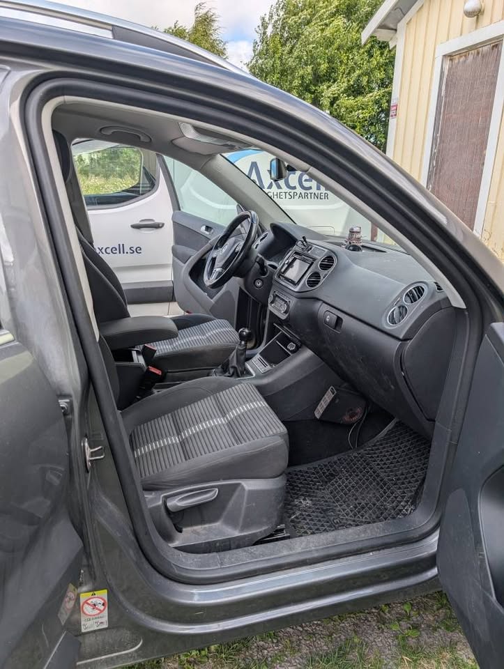 Volkswagen Tiguan 1.4 TSI 2011, bild 4/9