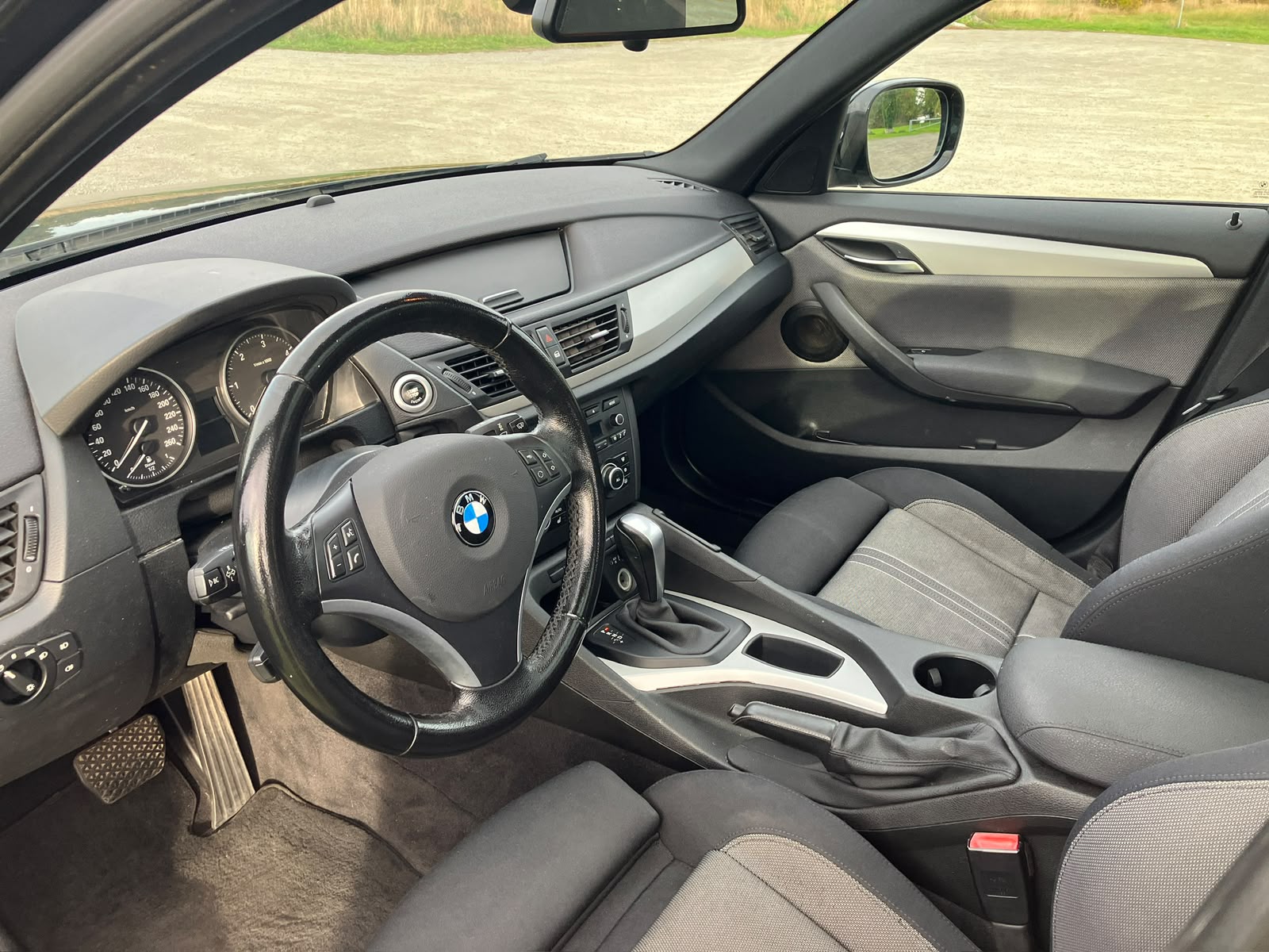 BMW X1 20d 2011, kuva 6/10