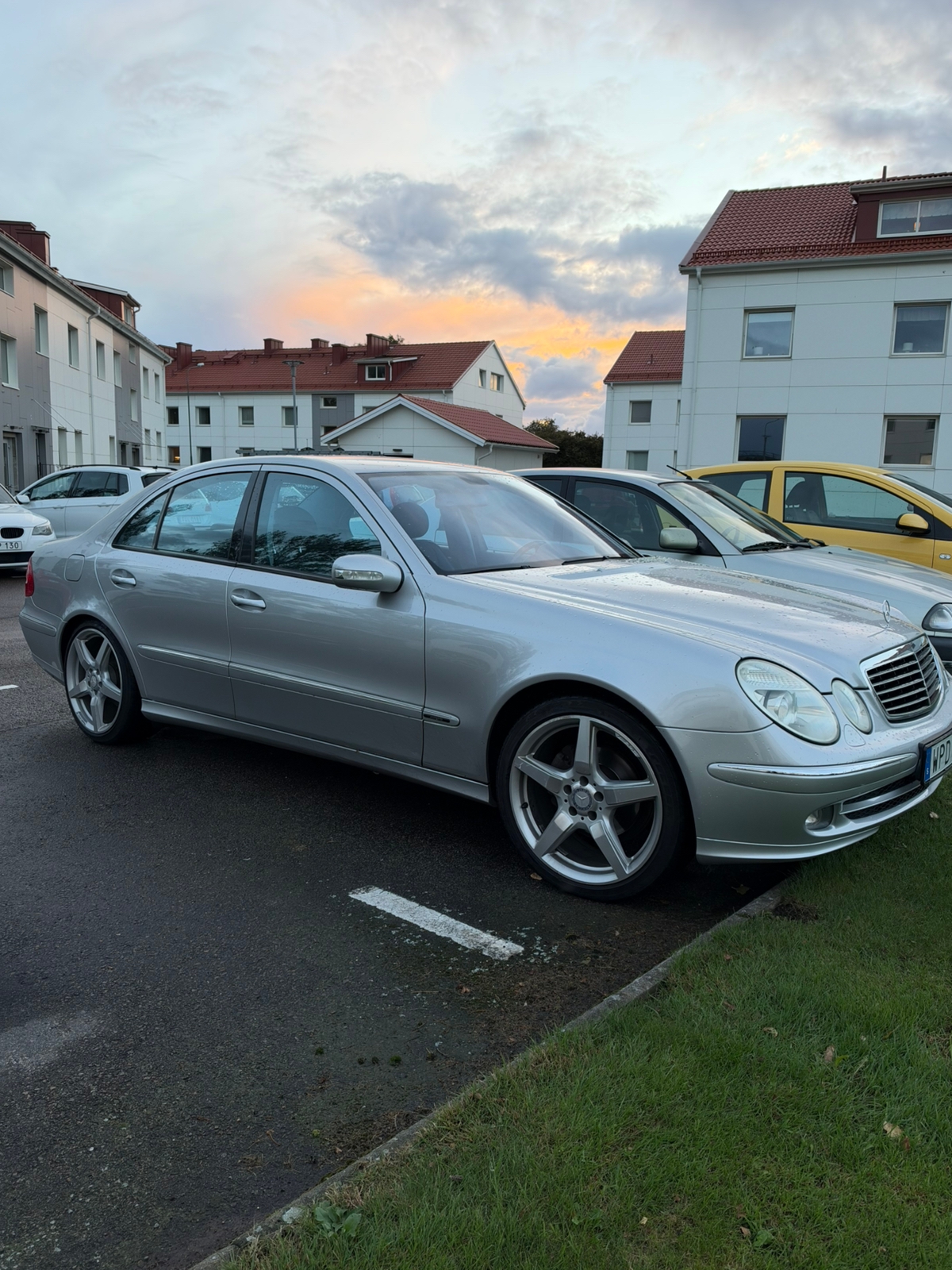Mercedes-Benz E