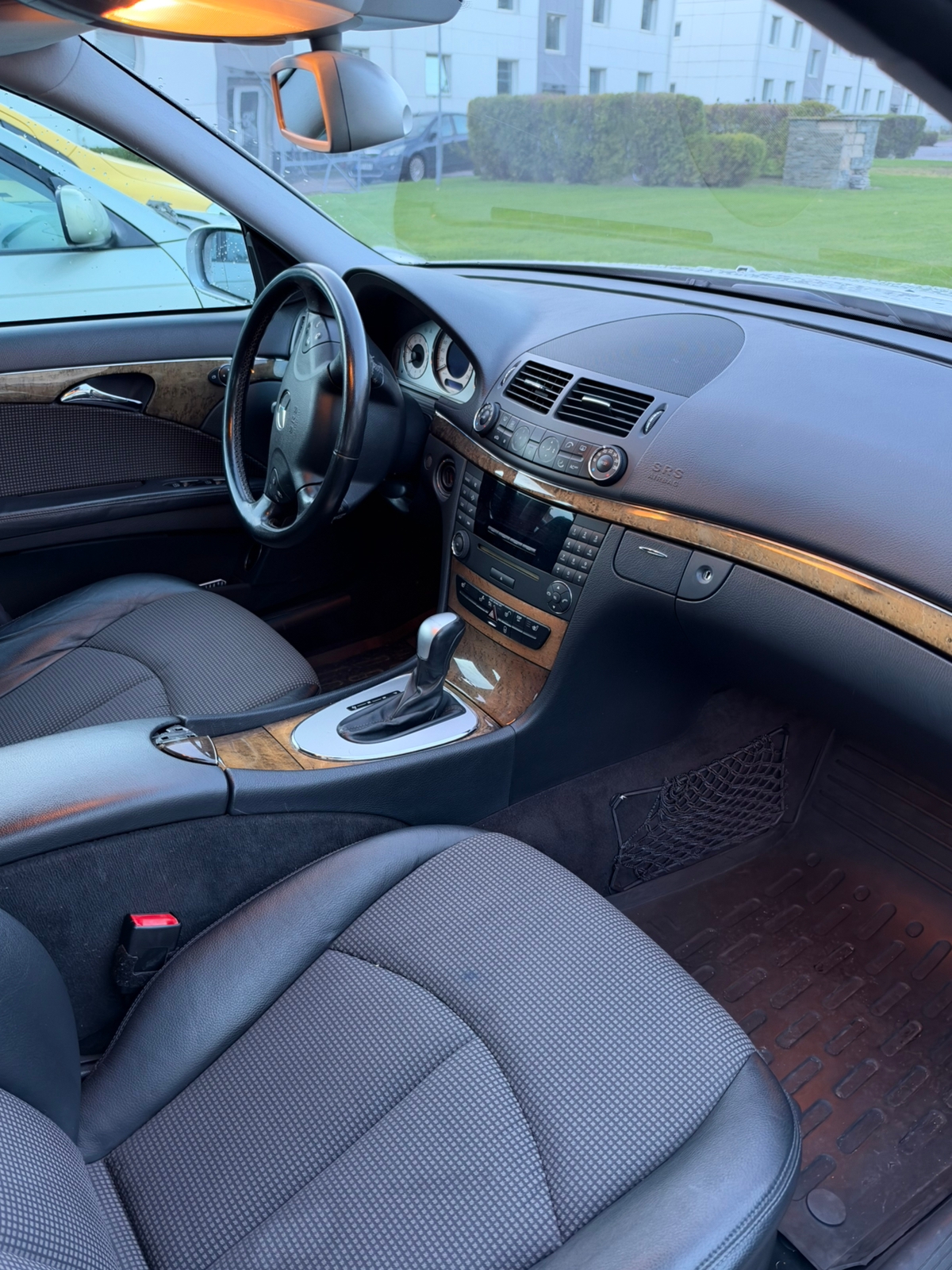 Mercedes-Benz E 200 Kompressor 5G-Tronic 2005, photo 5/5