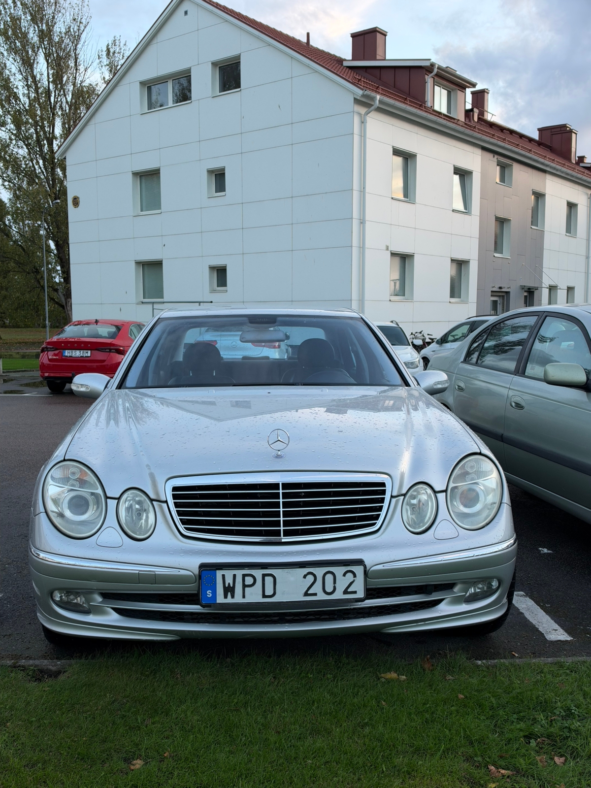 Mercedes-Benz E 200 Kompressor 5G-Tronic 2005, photo 3/5