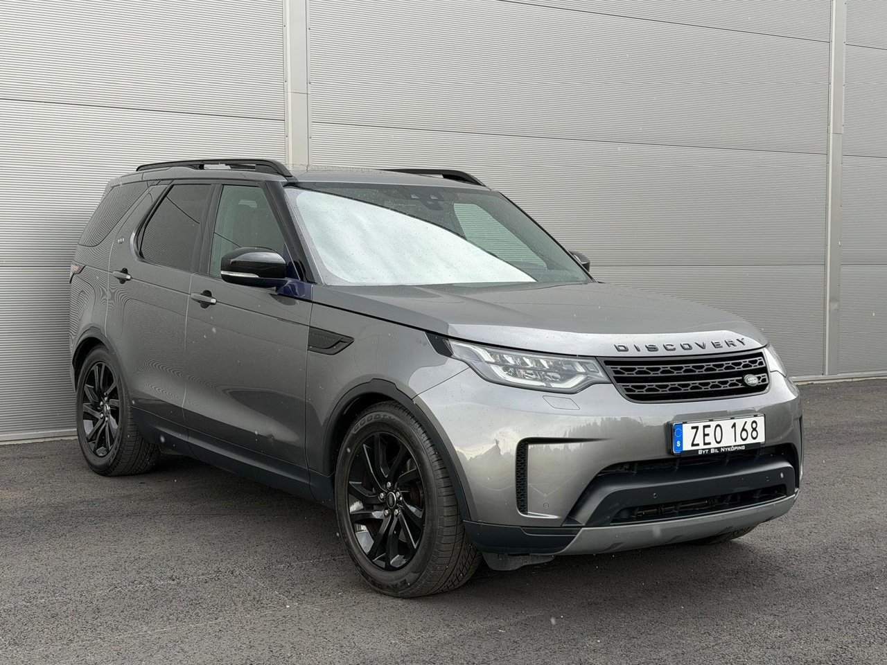 Land Rover Discovery Td6 2018, bild 2/18