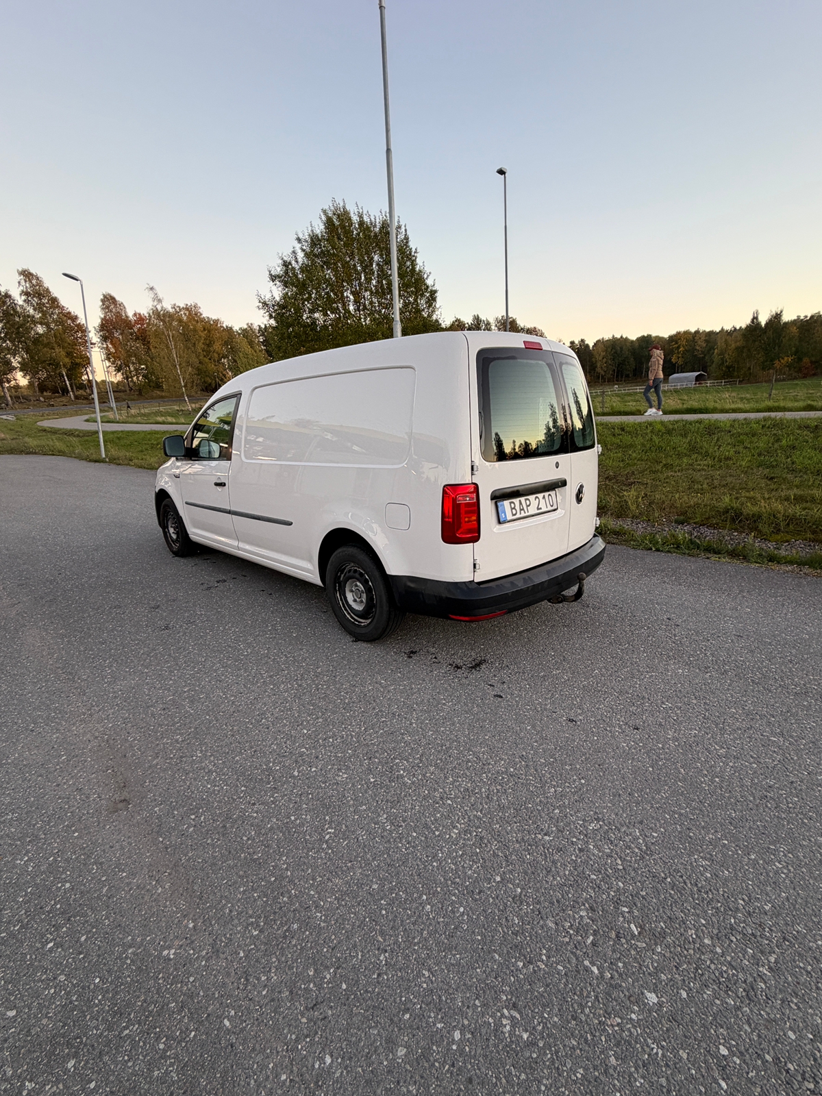 Volkswagen Caddy Maxi 2.0 TDI SCR 2017, bild 3/9