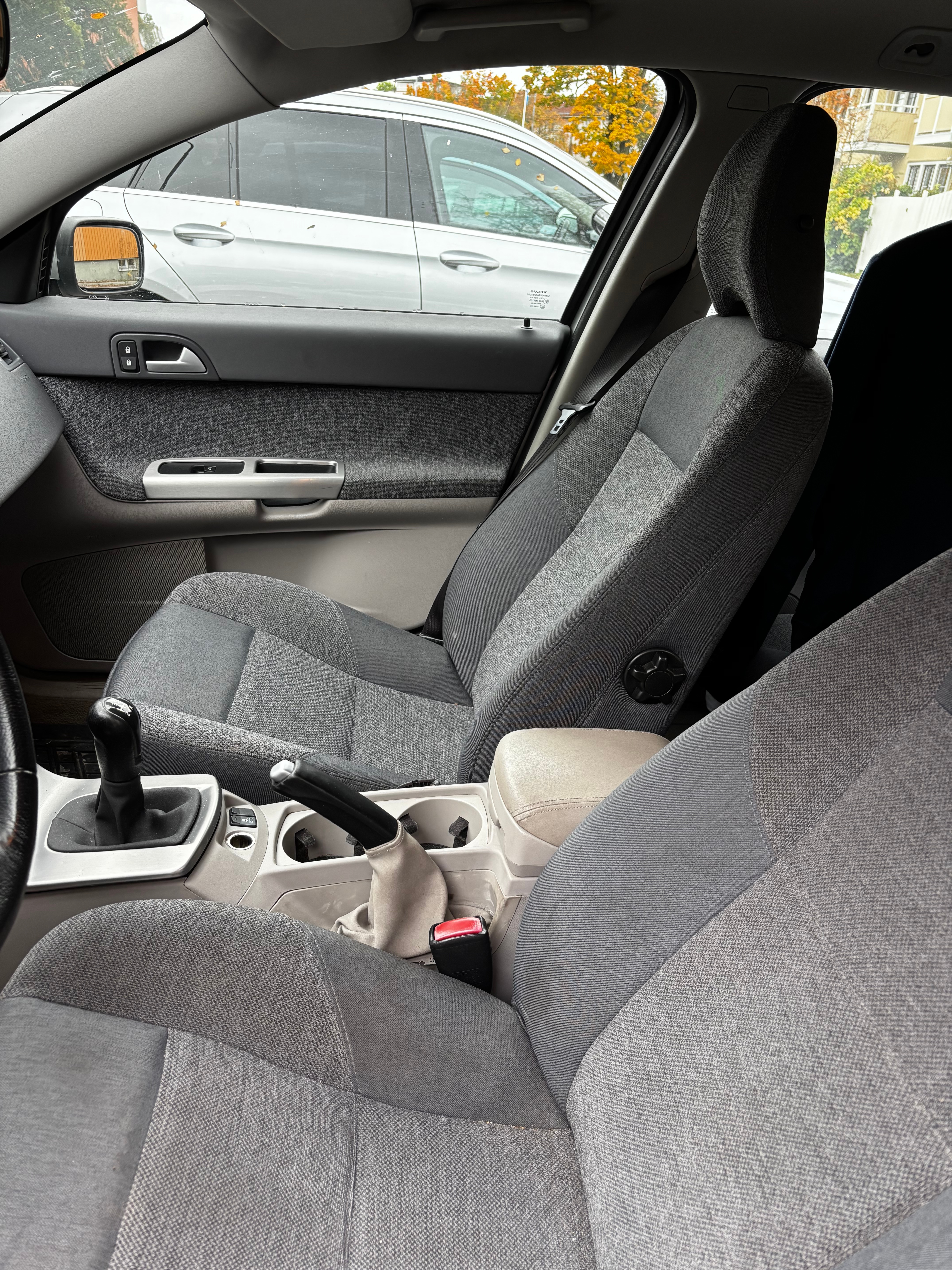 Volvo V50 2.4 2004, photo 4/4