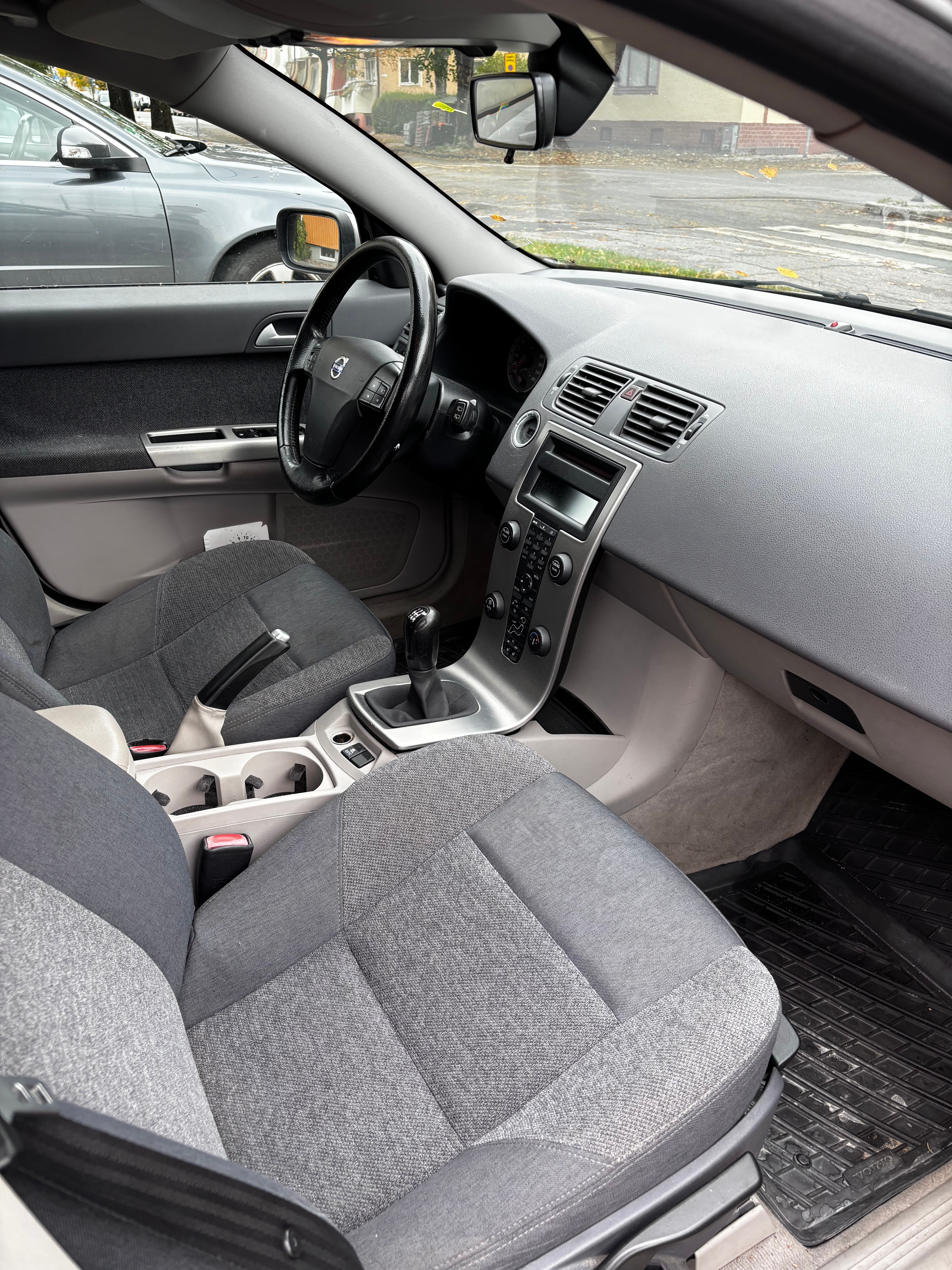 Volvo V50 2.4 2004, photo 3/4