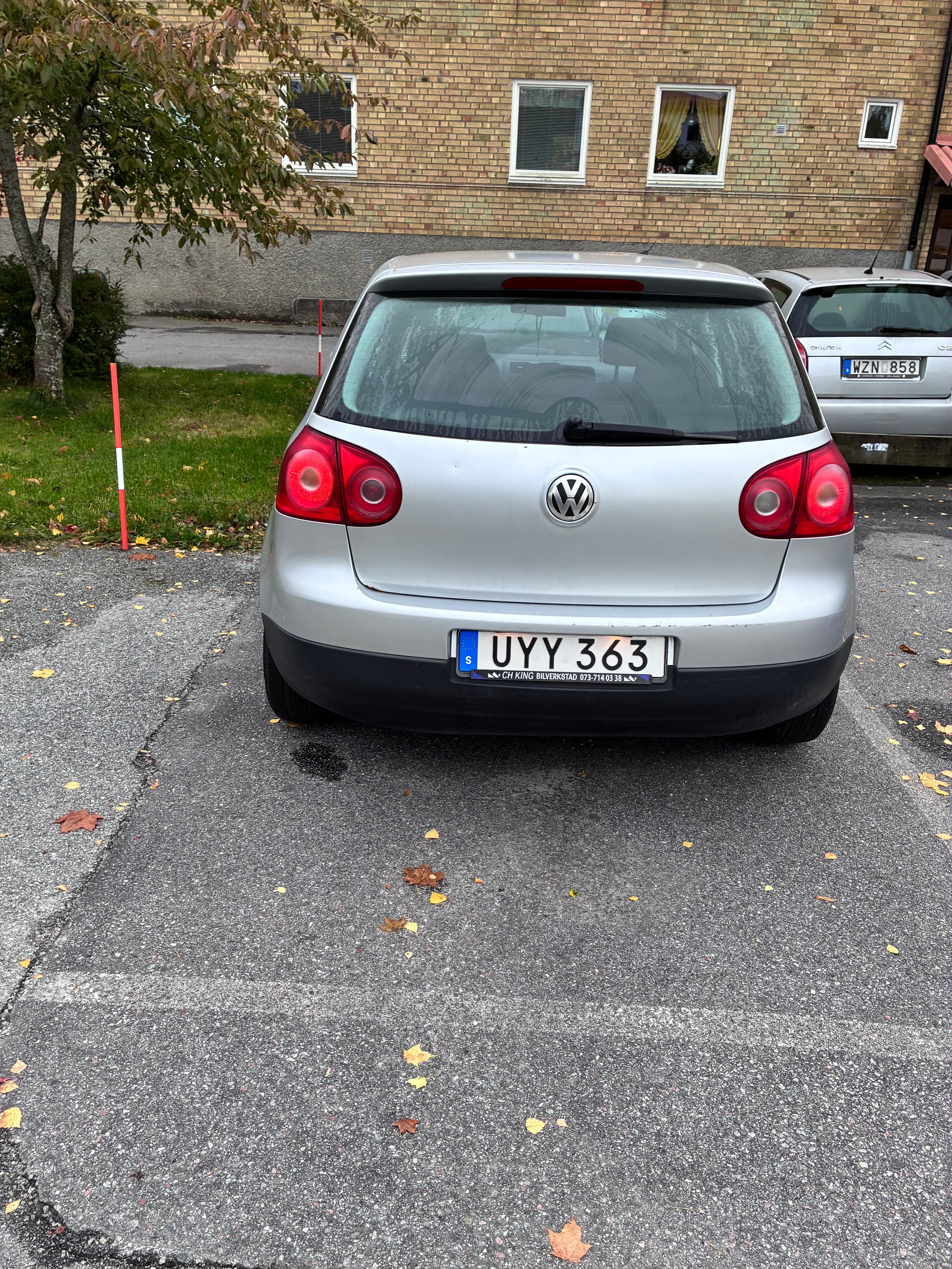 Volkswagen Golf 1.6 2004, photo 4/5
