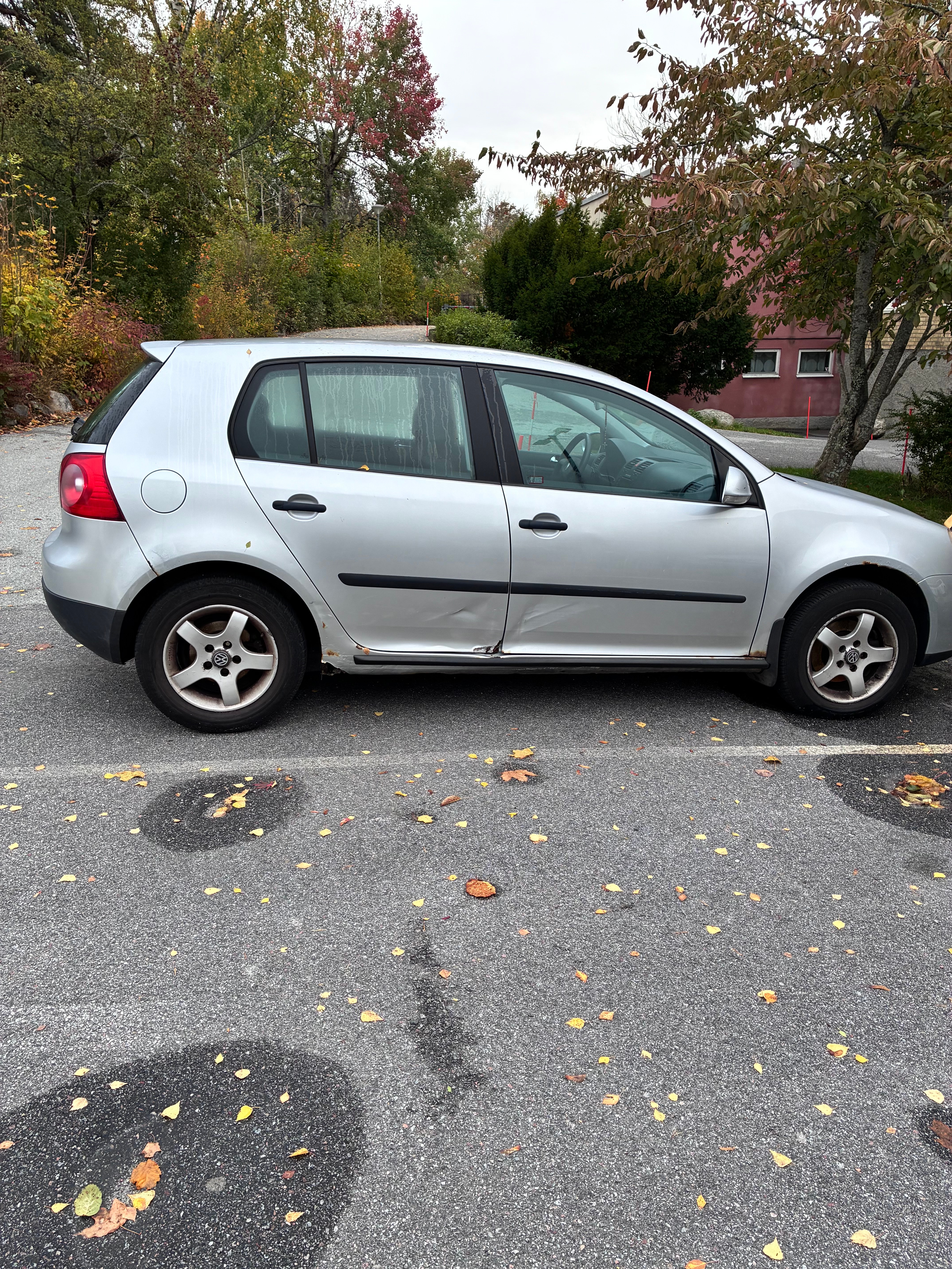 Volkswagen Golf 1.6 2004, photo 3/5