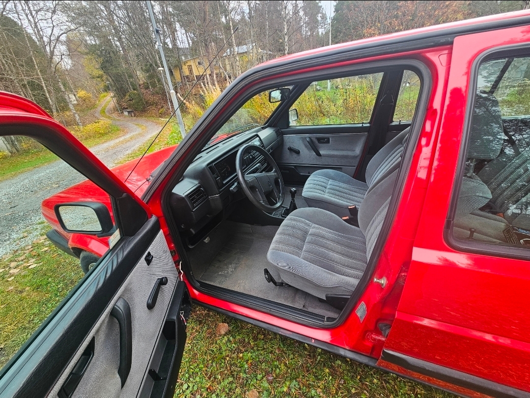 Volkswagen Golf 1.8 1992, photo 3/10