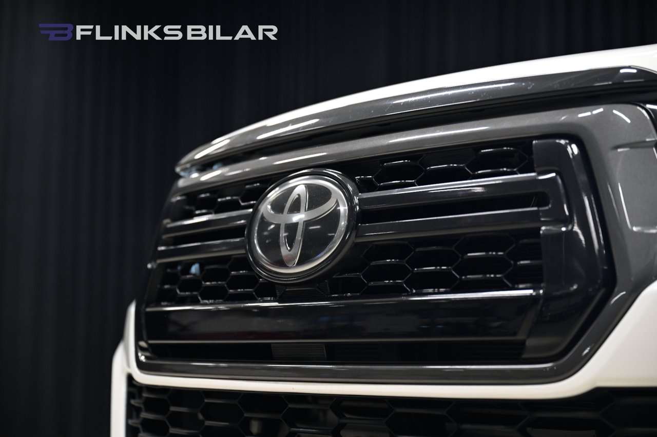 Toyota Hilux 2.4 D-4D 2020, bild 2/10