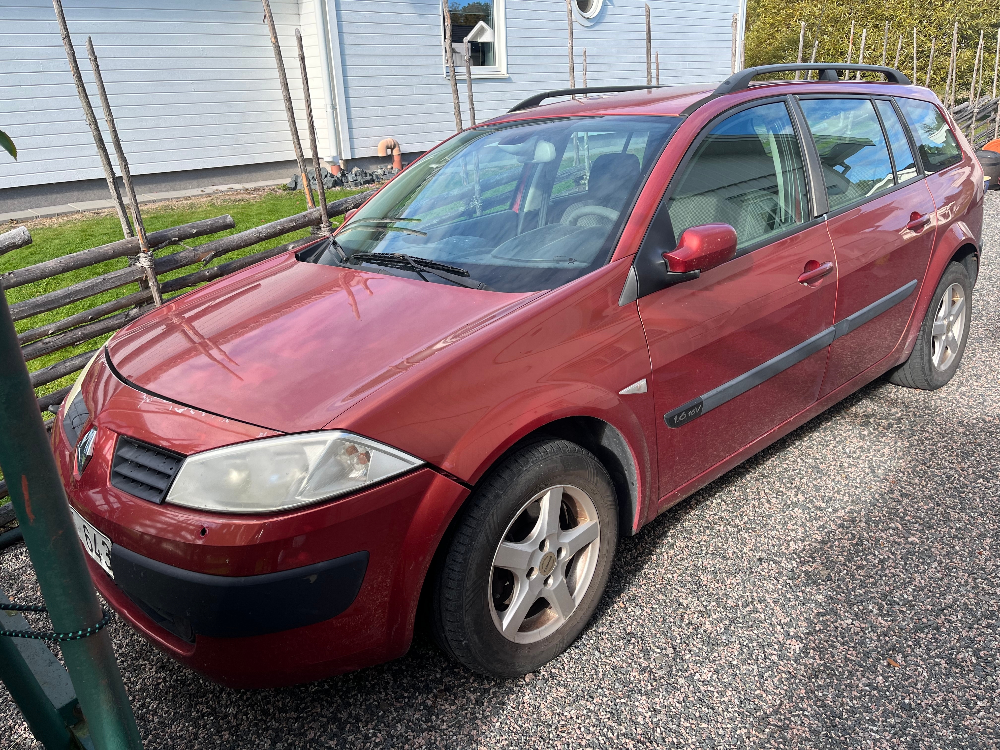 Renault Megane II Grandtour 1.6 Manuell 2004, bild 2/6