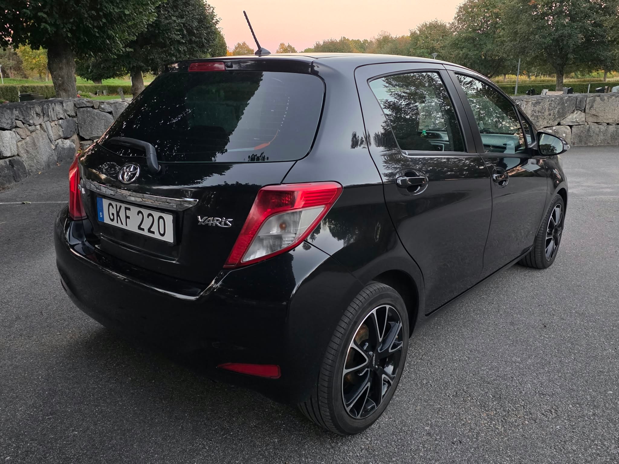 Toyota Yaris 2012, bild 3/8