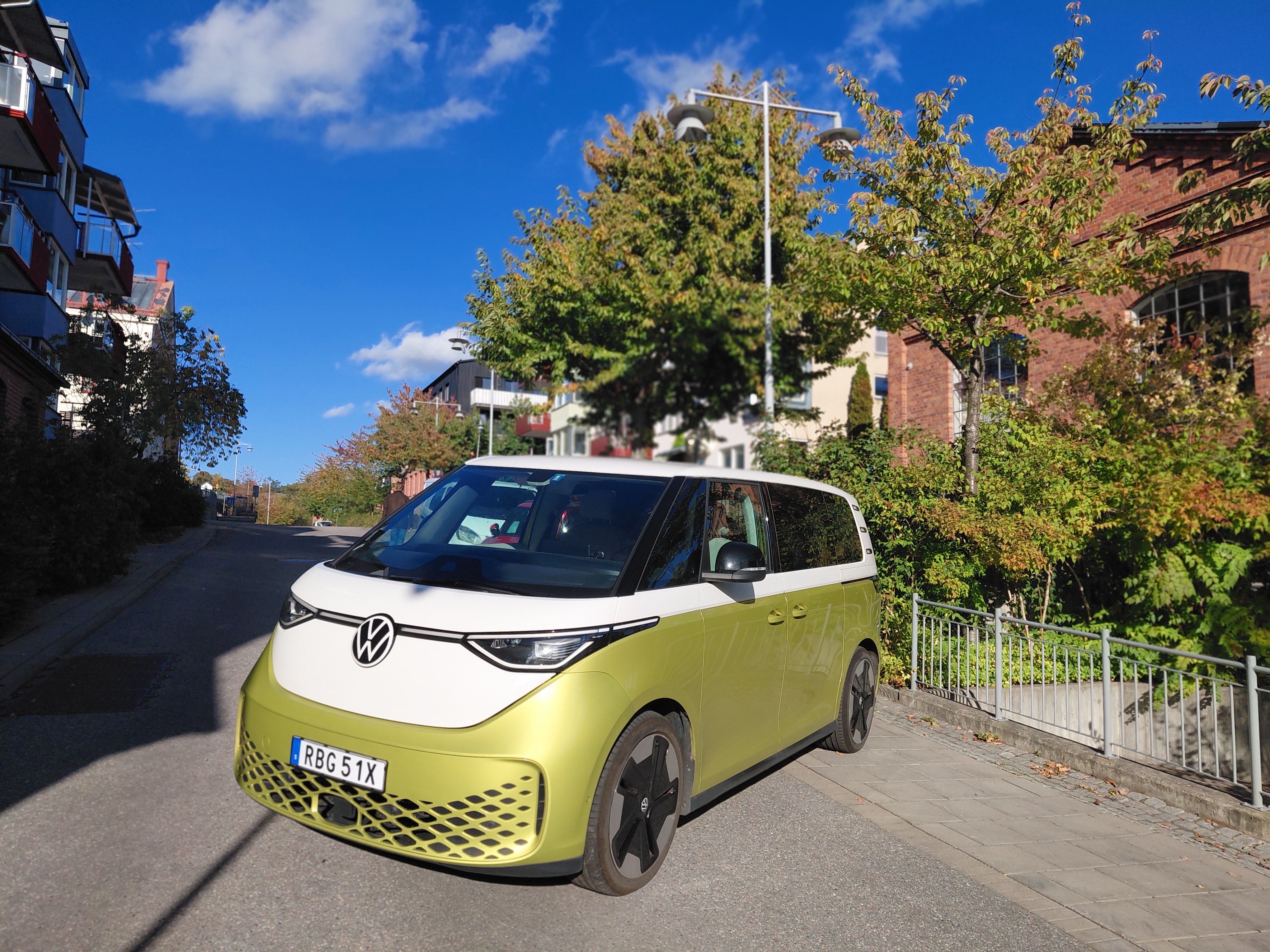 Volkswagen ID. Buzz 82 kWh 2023, bild 2/4