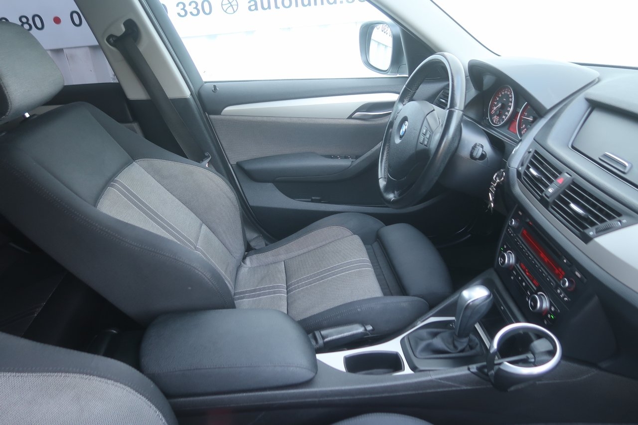 BMW X1 18d 2011, bild 7/10