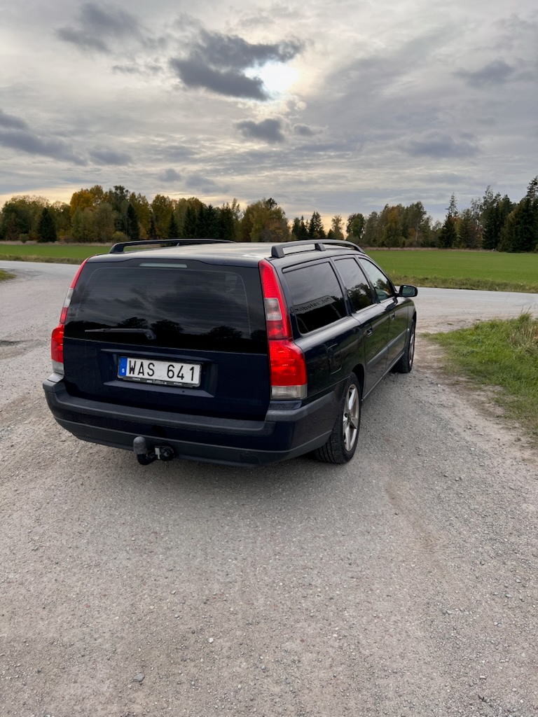 Volvo V70 2.4 2004, bild 2/4