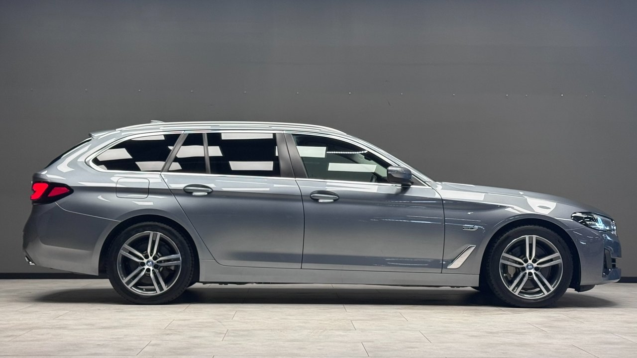 BMW 530e 2022, photo 4/21