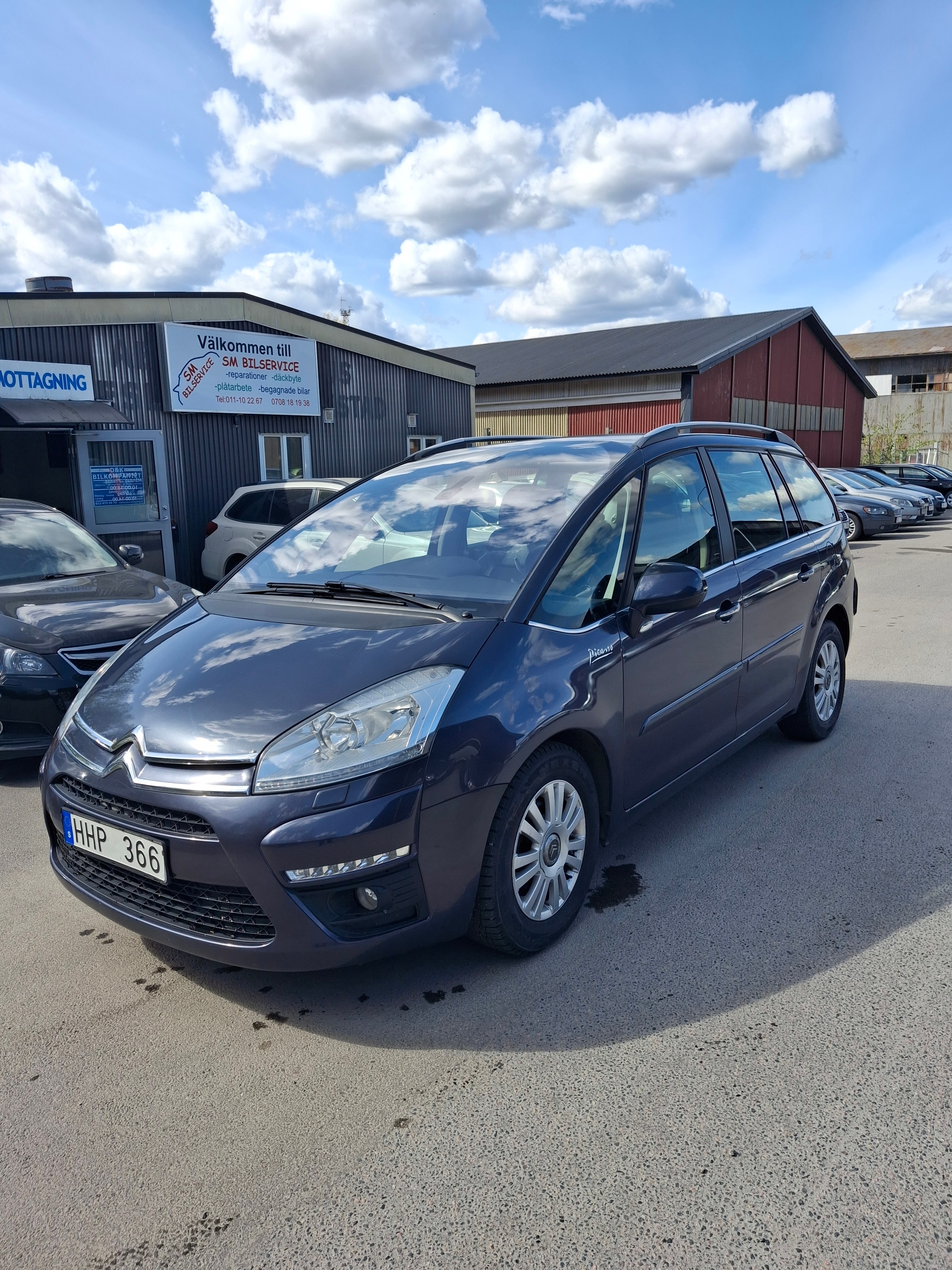 Citroen Grand C4 Picasso e-HDi 110 FAP 2010, photo 6/6