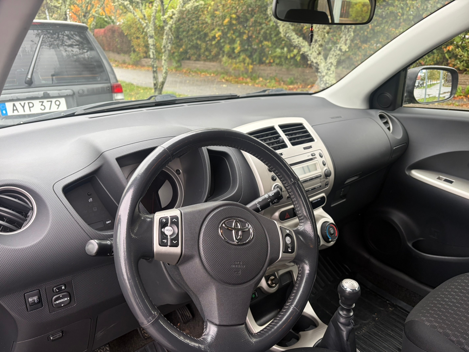 Toyota Urban Cruiser 2009, bild 7/10