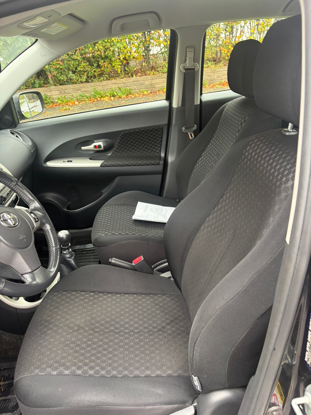 Toyota Urban Cruiser 2009, bild 6/10