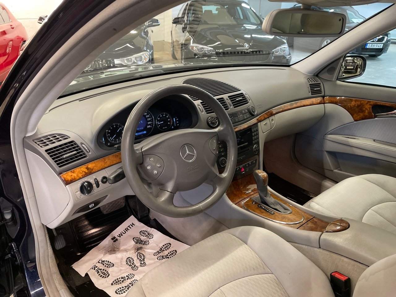 Mercedes-Benz E 240 2003, bild 7/10
