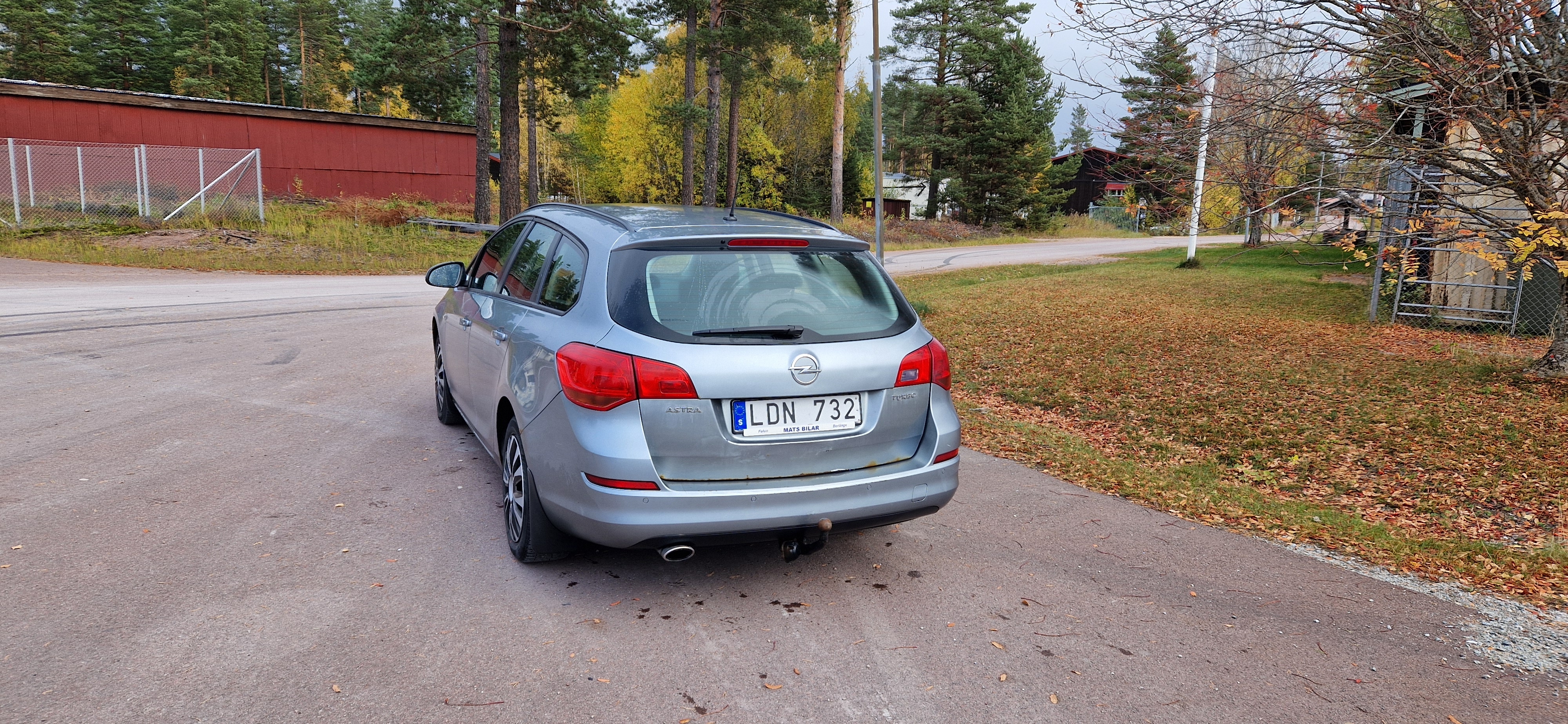 Opel Astra 1.4 Turbo 2011, bild 5/5