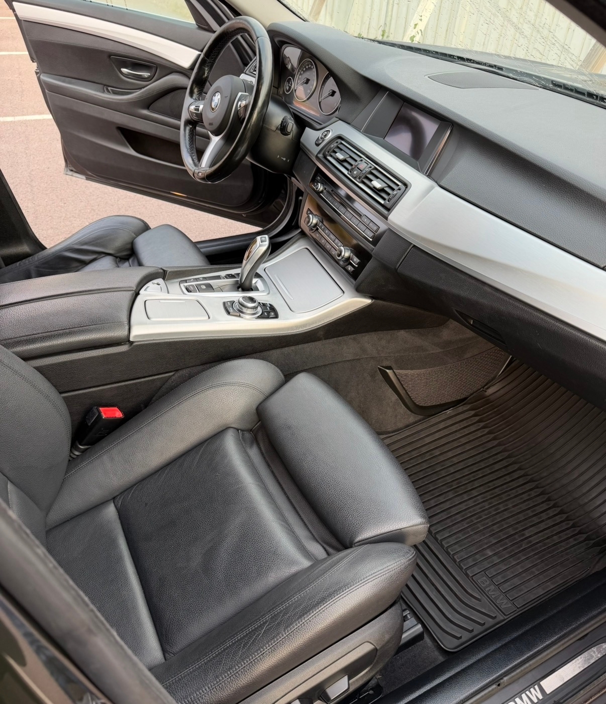 BMW 520 d xDrive Touring Steptronic 2016, bild 6/10