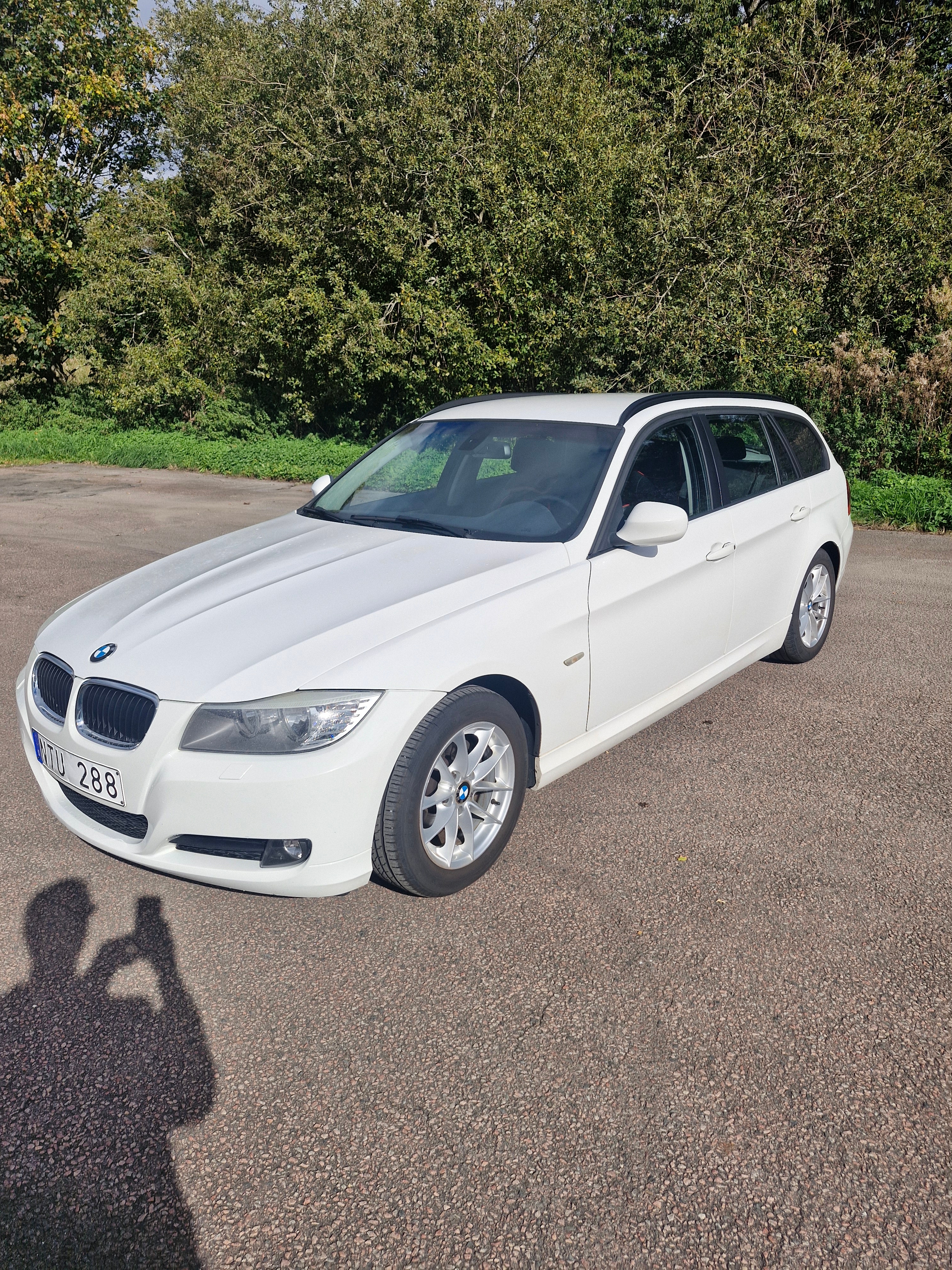 BMW 316 2012, bild 2/8