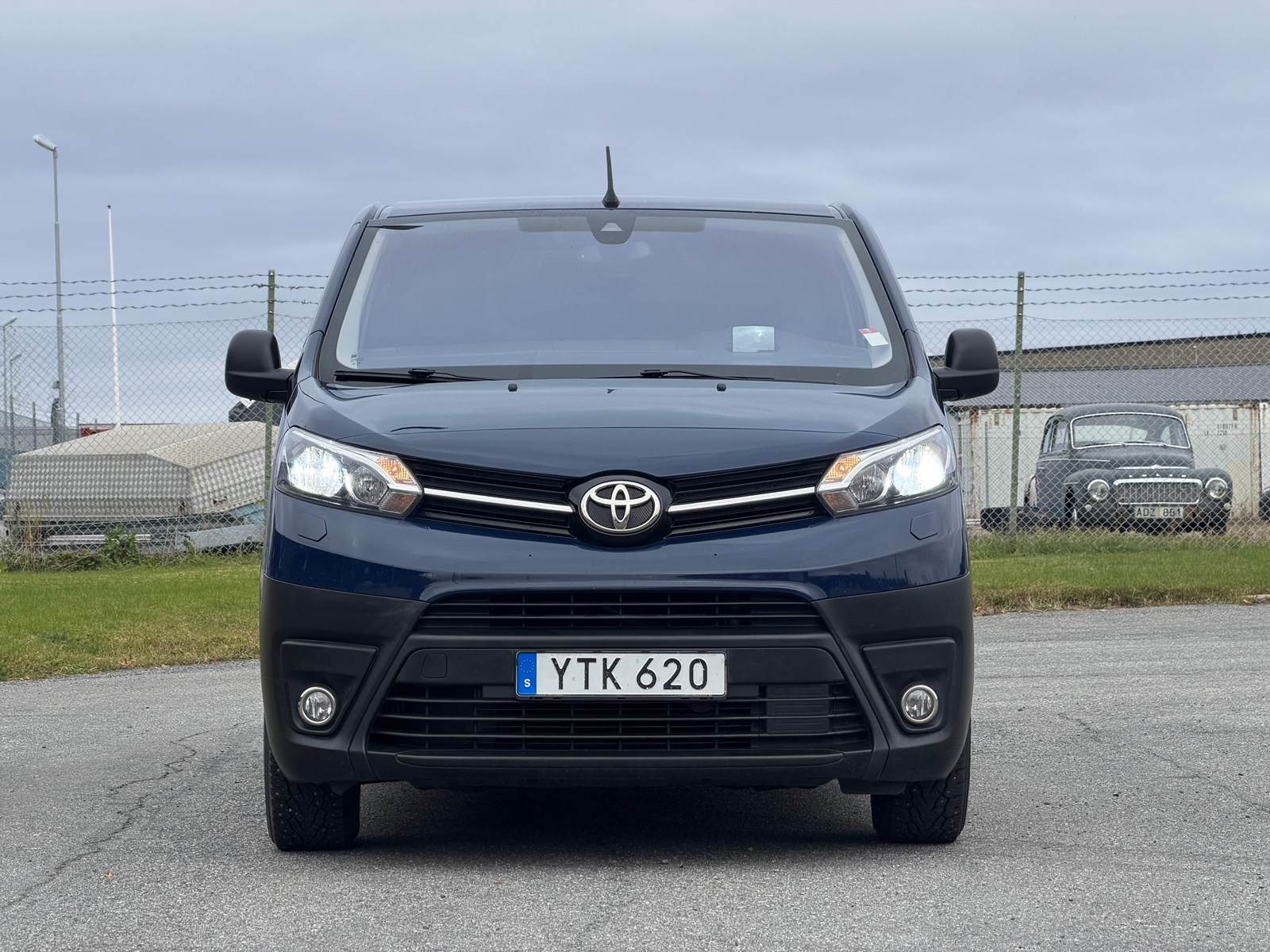 Toyota Proace 1.6 D-4D 2017, kuva 2/10