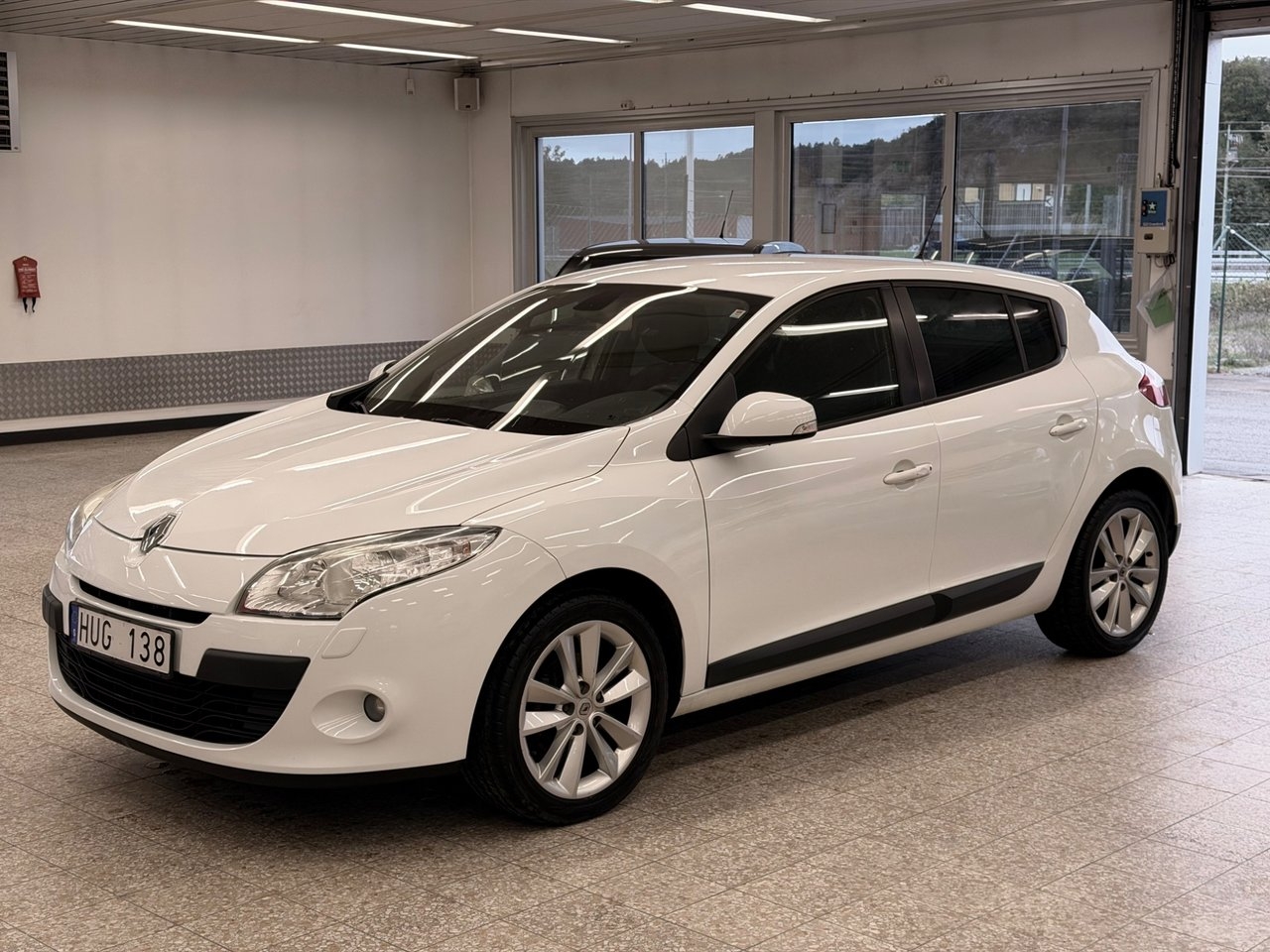 Renault Mégane dCi 90 FAP 2011, photo 2/10