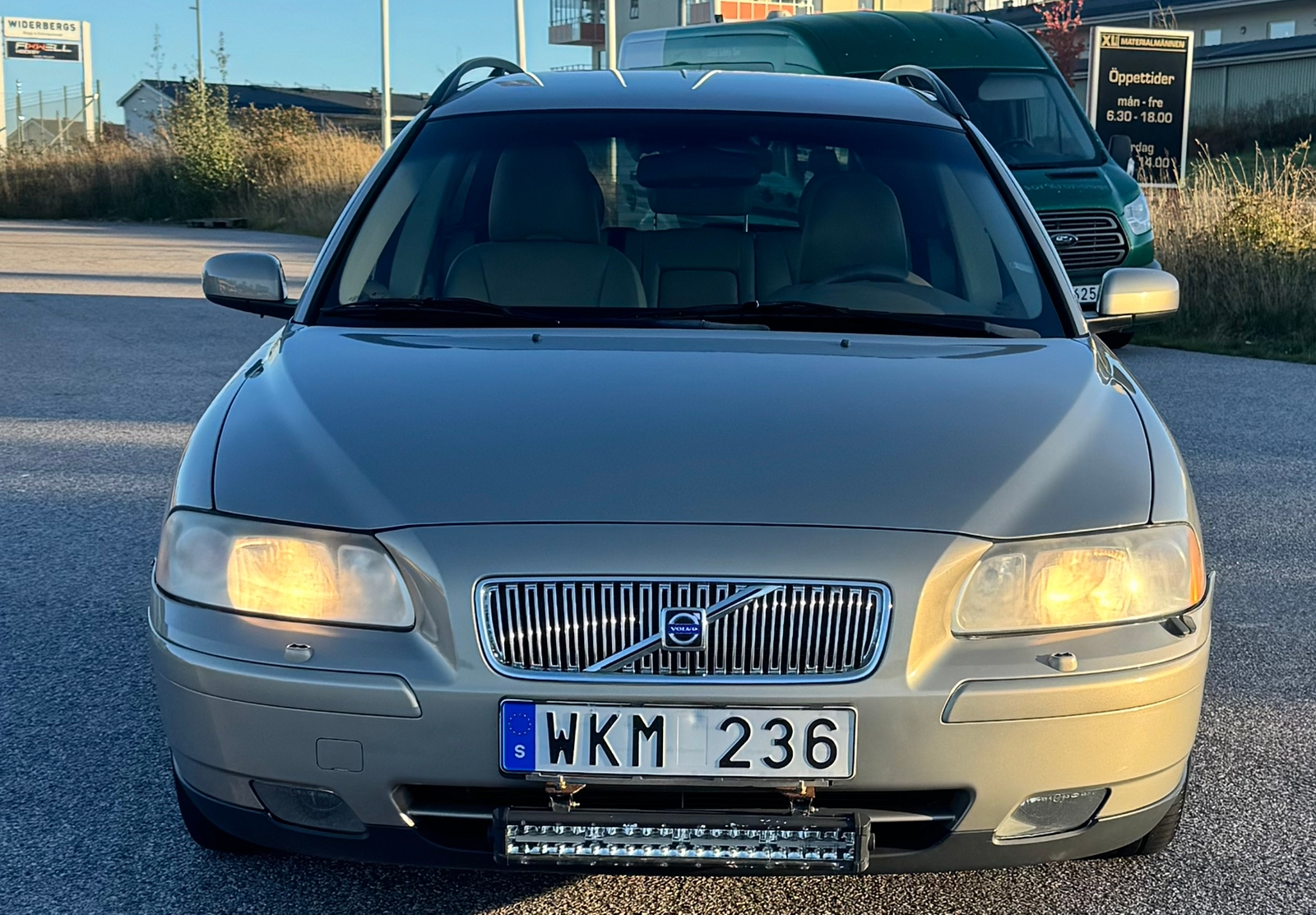 Volvo V70 2.4 2005, photo 2/10