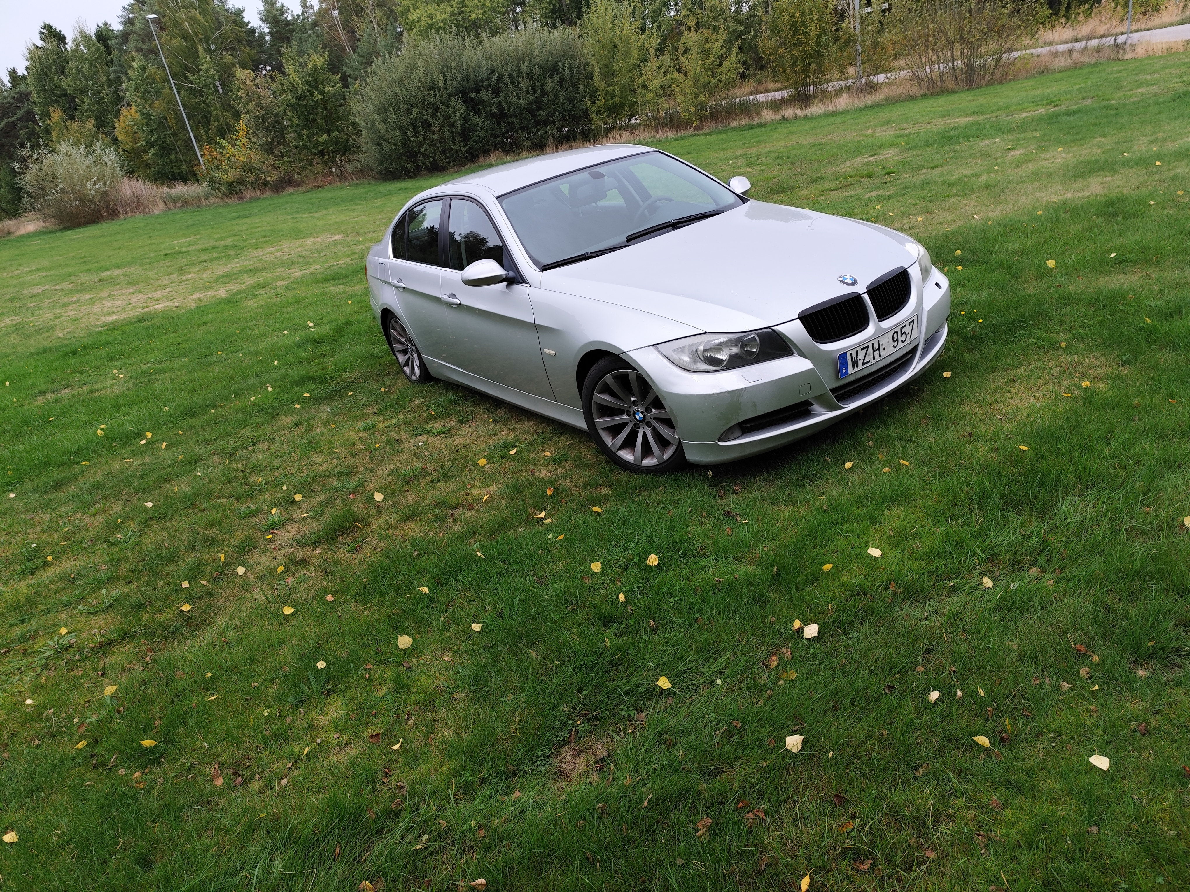 BMW 325i 2006, bild 4/4