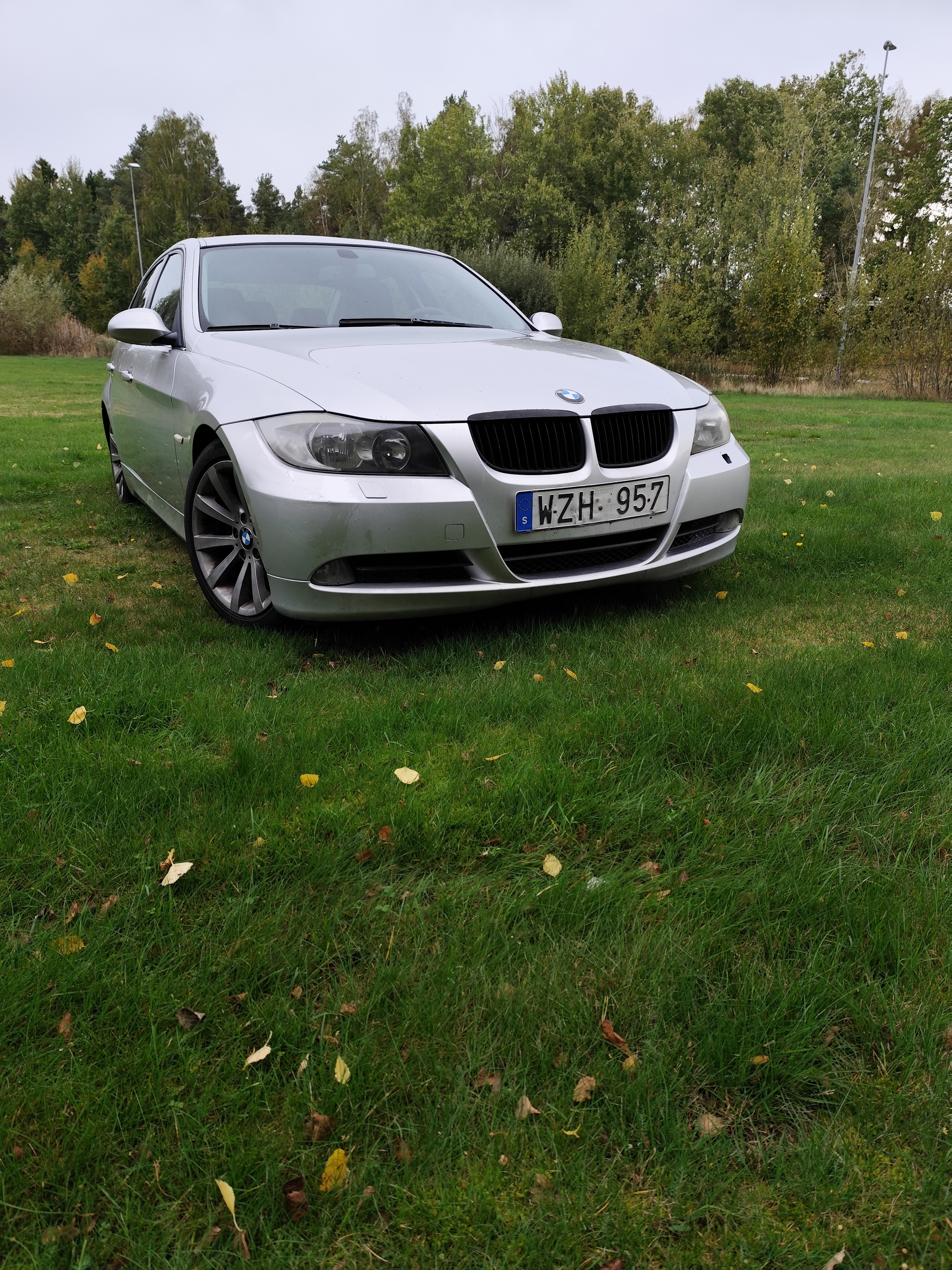 BMW 325i