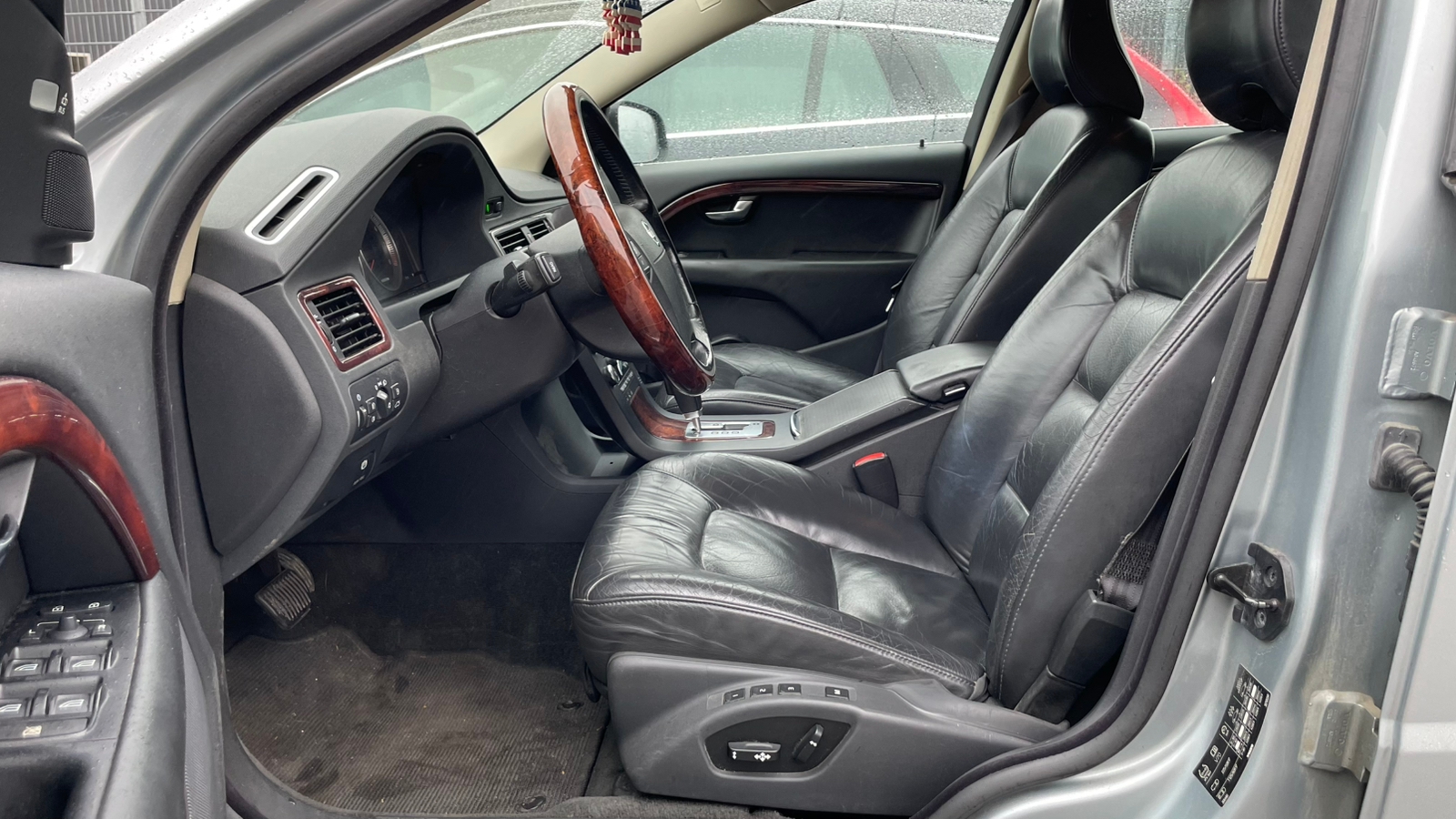 Volvo V70 T6 2008, kuva 5/10