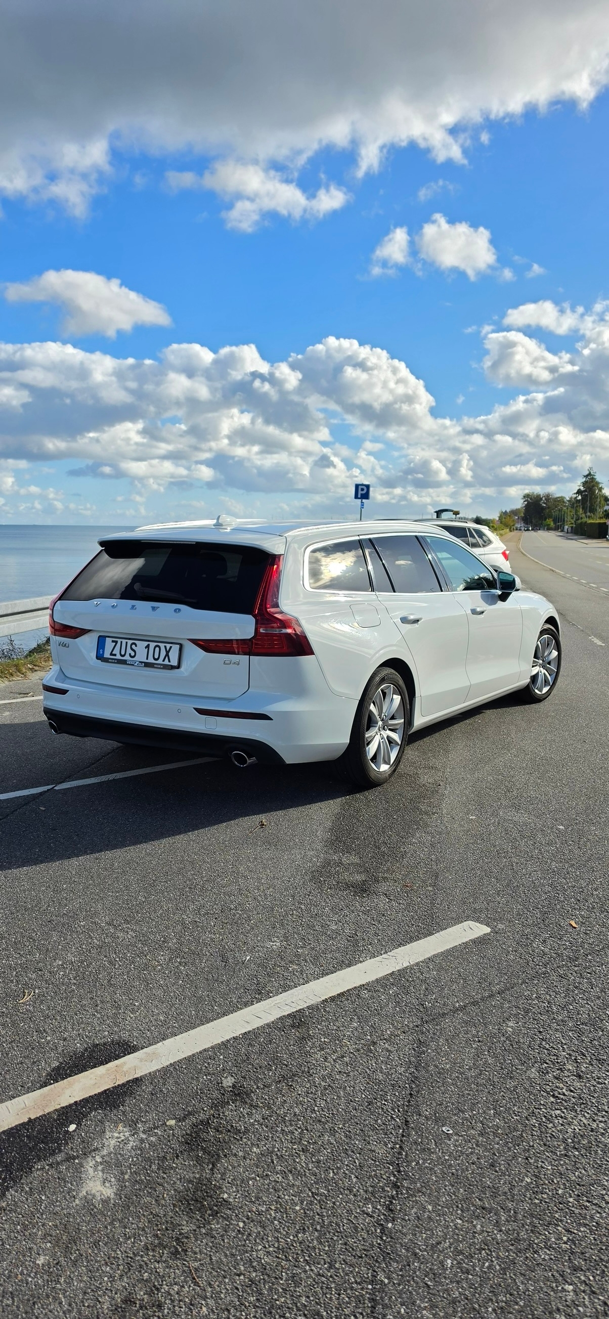 Volvo V60 D4 Momentum 2020, bild 4/10