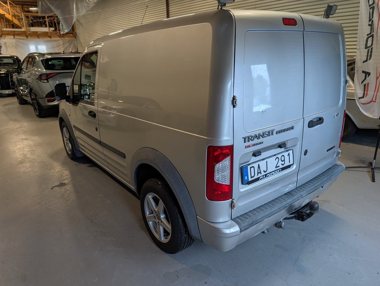Ford Transit Connect 2012, bild 2/6