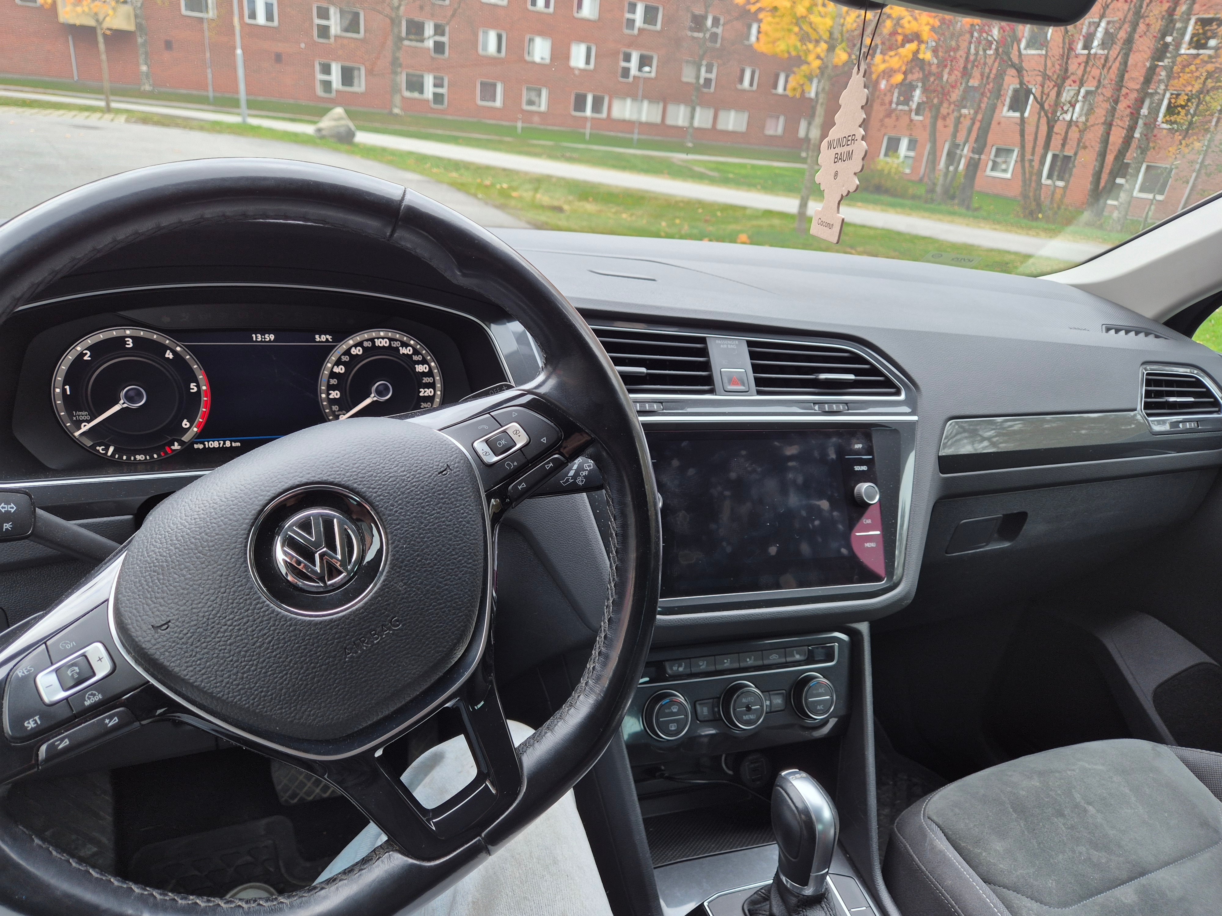 Volkswagen Tiguan 2.0 TDI SCR 2018, bild 7/10