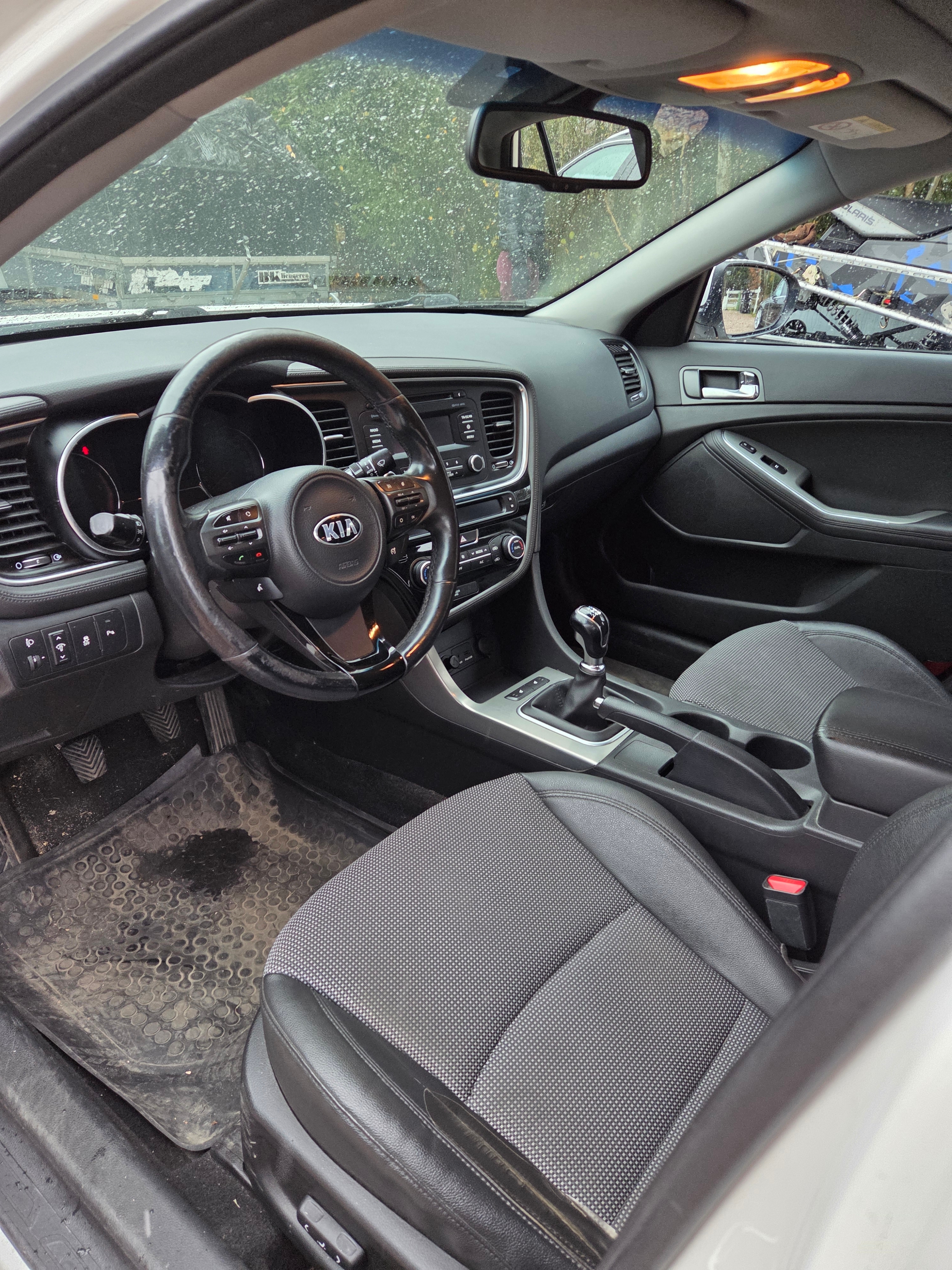 Kia Optima 1.7 CRDi Manuell 2014, bild 7/7