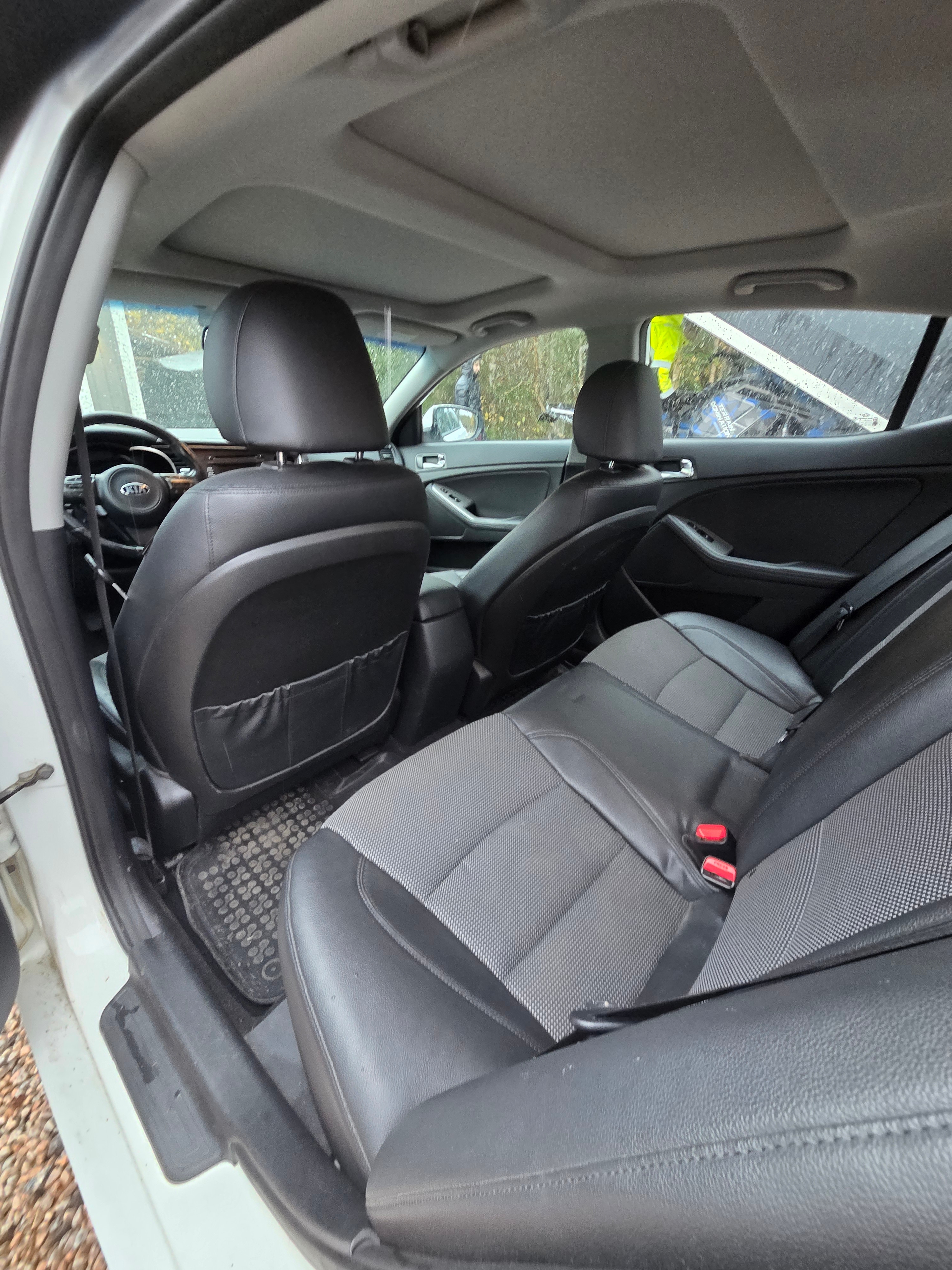 Kia Optima 1.7 CRDi Manuell 2014, bild 4/7